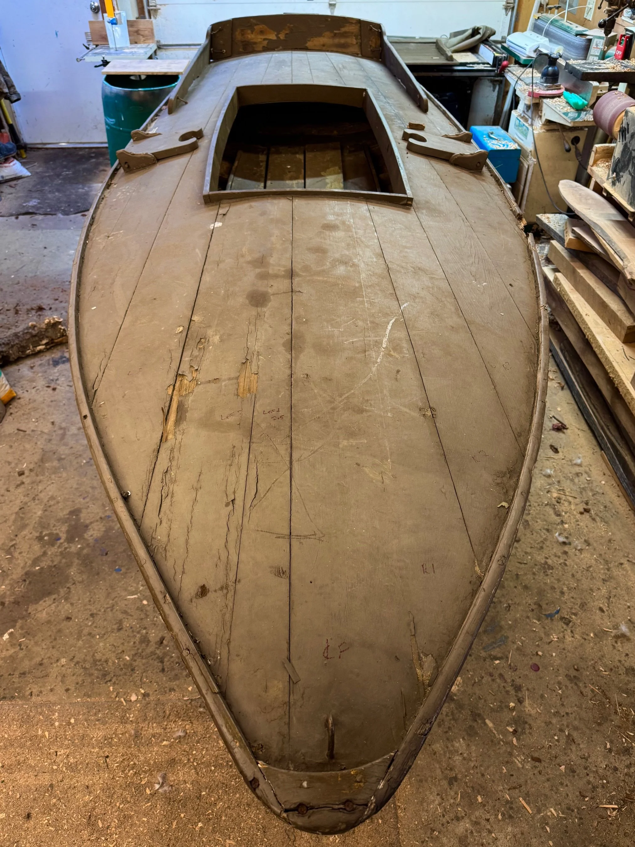 Front view sneak box