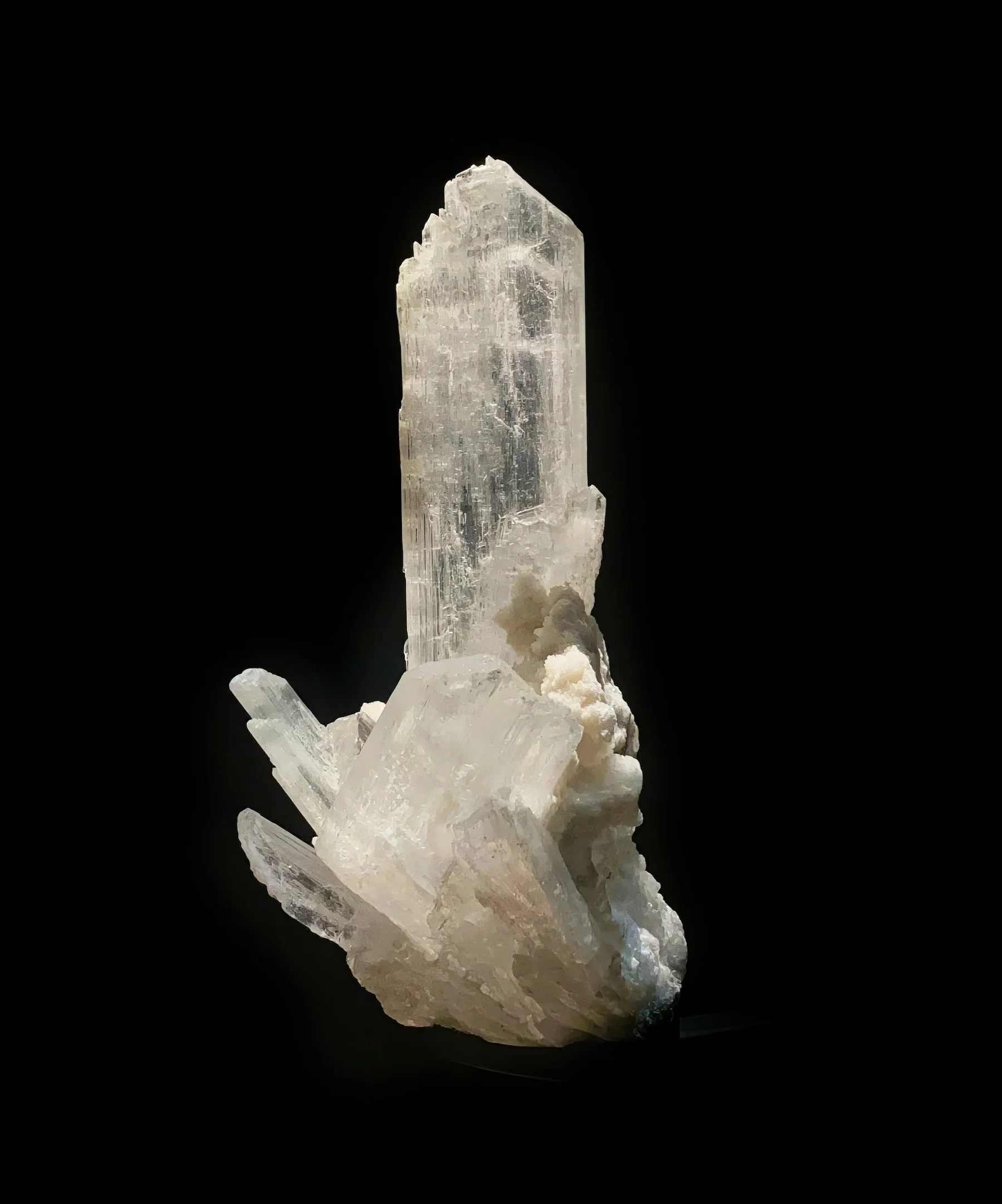 Clear quartz crystal