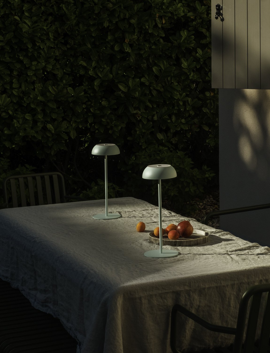 float_table_cover.jpg.jpeg