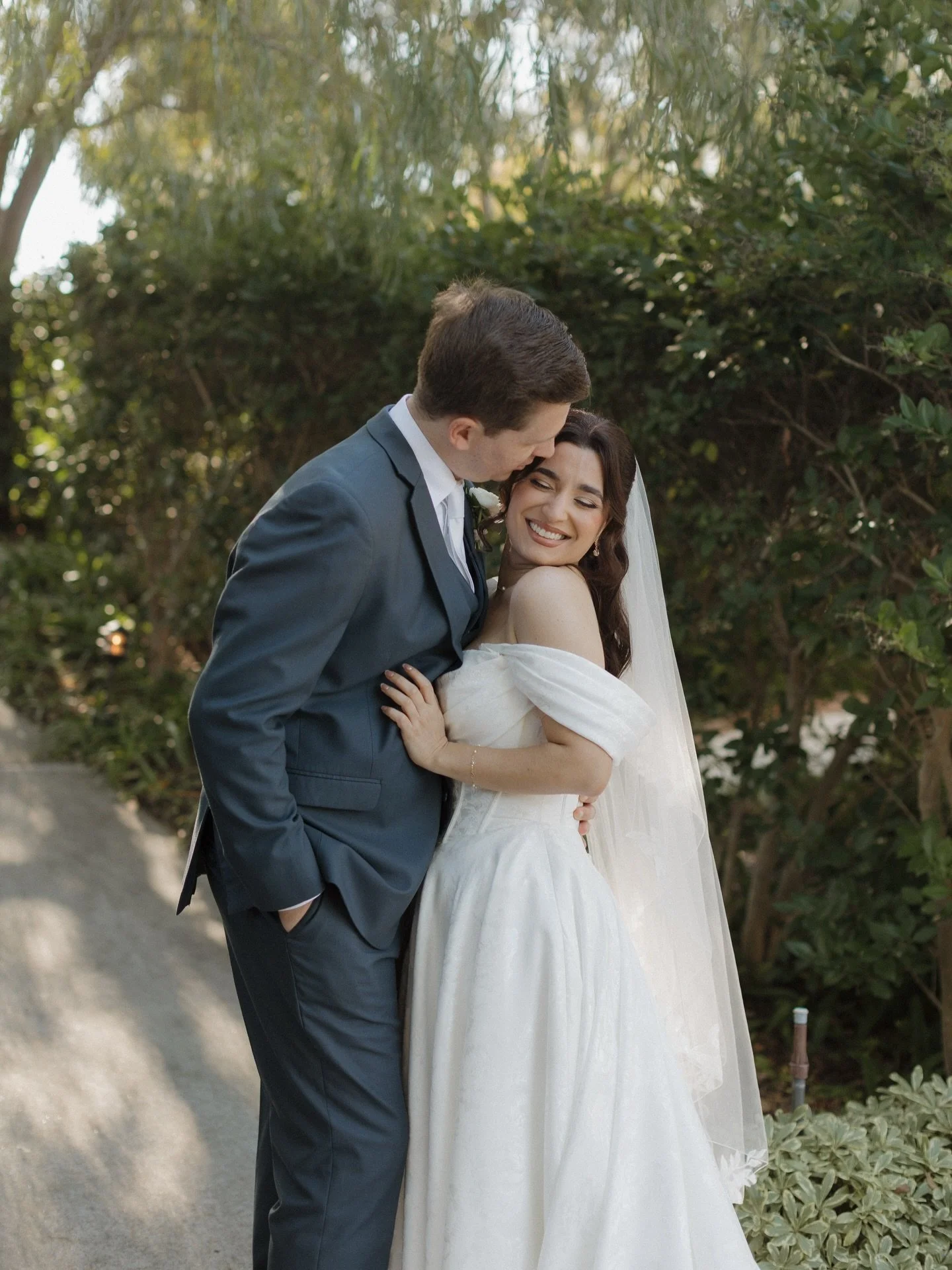 Moments you&rsquo;ll feel for a lifetime 💒

Photo: @epiceventsstudios 
Venue: @thesecretgardenrsf 
Planning + DJ + Photo Booth: @epiceventsco 
Florist: @bloomingfern.co 
Bar + Catering: @ecocaters