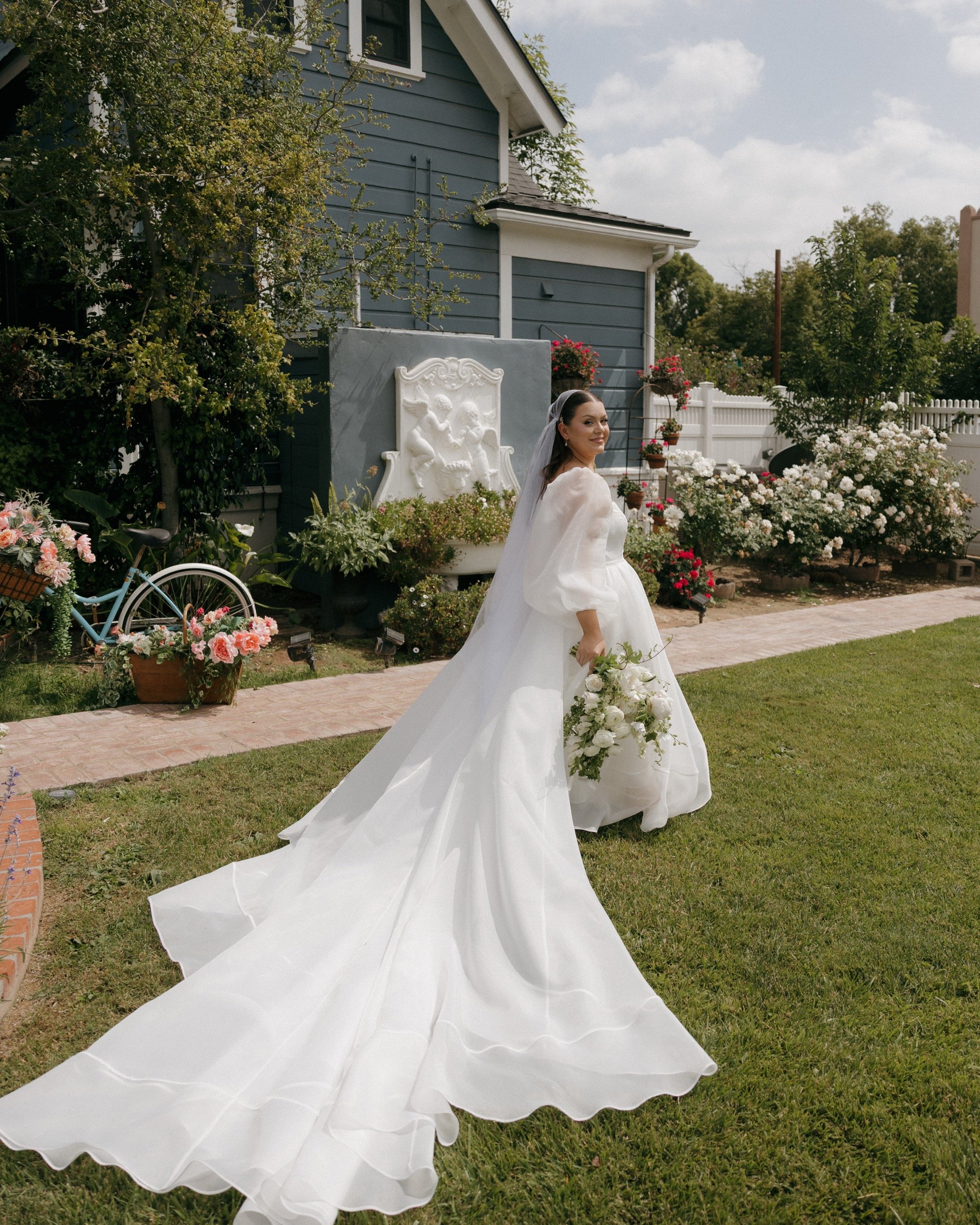 A + M's most beautiful day. 🤍
Save this if your wedding mood board is filled with secret garden romance, ch&acirc;teau elegance, and timeless details. ✨

Photo + Content Creator: @epiceventsstudios 
Planning + DJ + Bar: @epiceventsco 
Bridal Bouquet