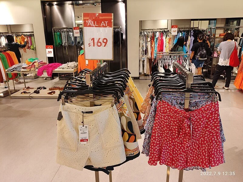 WHY HIGH-STREET ECO-EFFORTS AREN’T GOOD ENOUGH