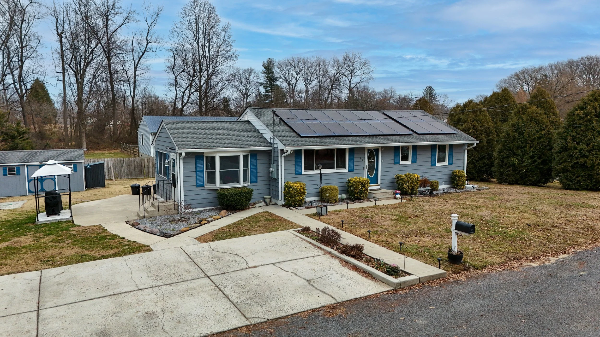 72 Oberlin_EXT002.jpg