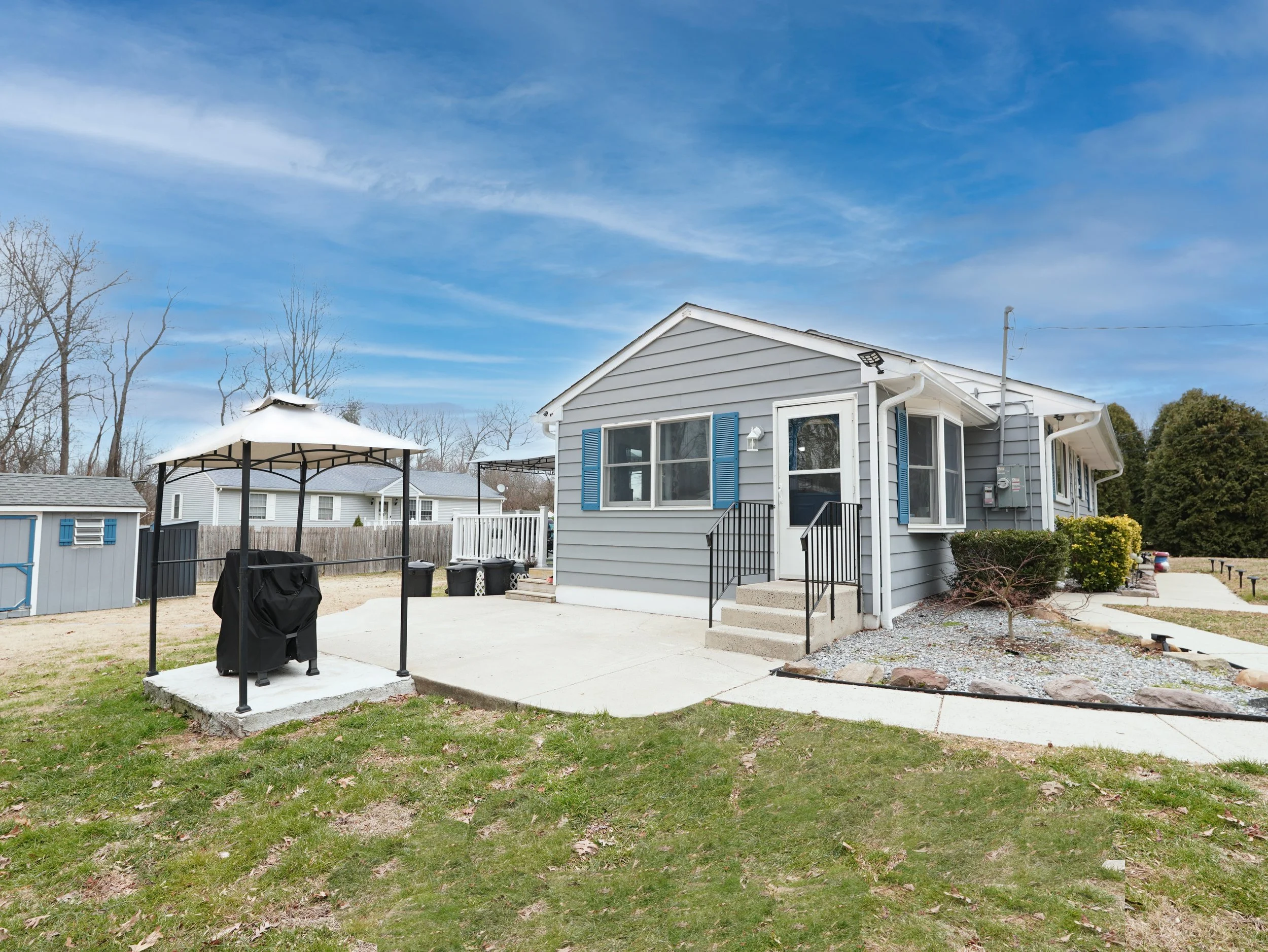 72 Oberlin_EXT003.jpg