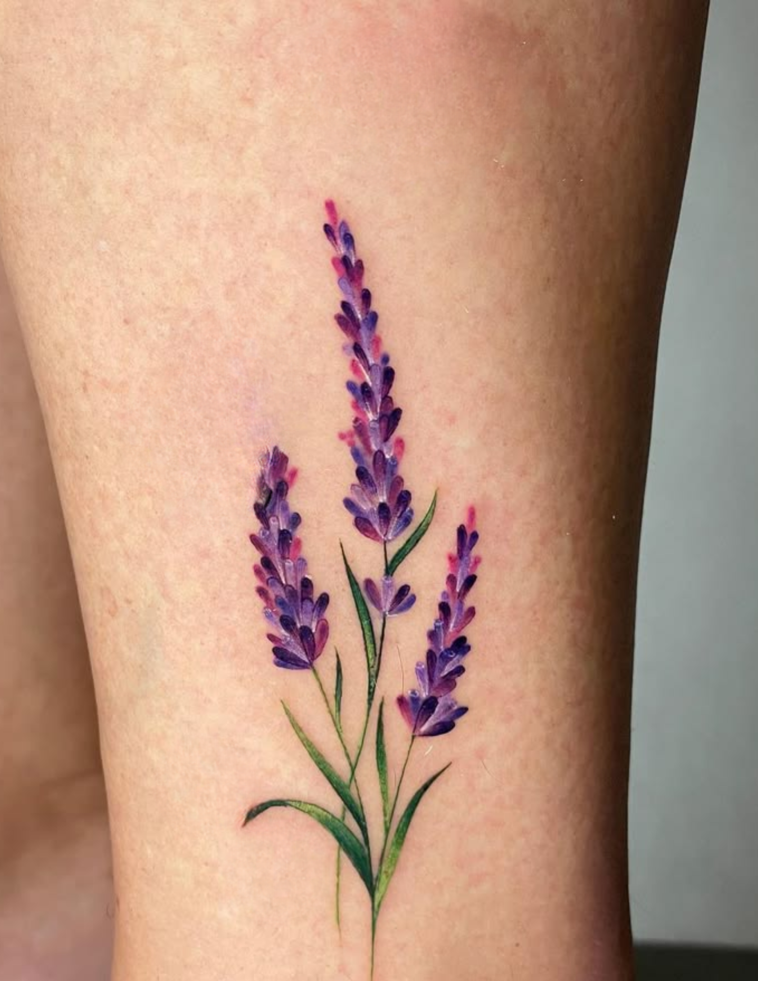 Realistic little flowers in color