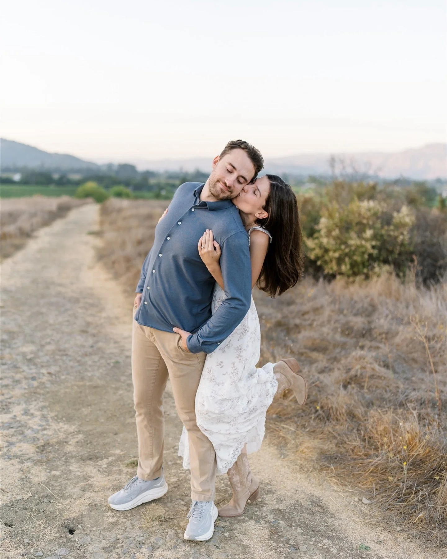 Can&rsquo;t believe how fast this year&rsquo;s going! Jonah and Sara&rsquo;s wedding is just around the corner in a few short months ✨

#engaged #shesaidyes #engagementphotos #engagementring #proposal #proposalphotography #engagementphotographer #jus