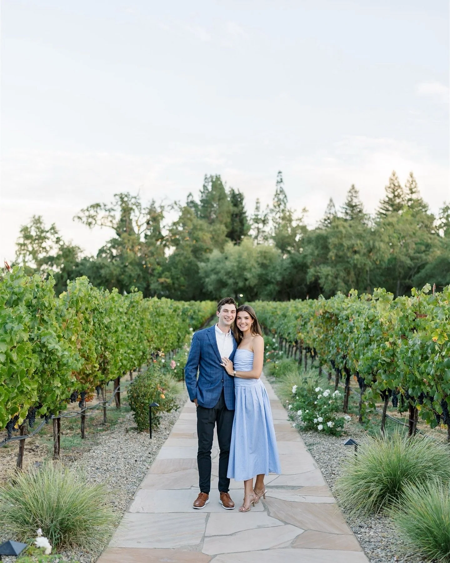 Blue hour with Chris &amp; Ryan 🤍 

#engaged #shesaidyes #engagementphotos #EngagementRing #proposal #ProposalPhotography #engagementphotographer #JustEngagedLife #ProposalIdeas #engagementsession #thewed #napaphotographer #napaweddingphotographer #