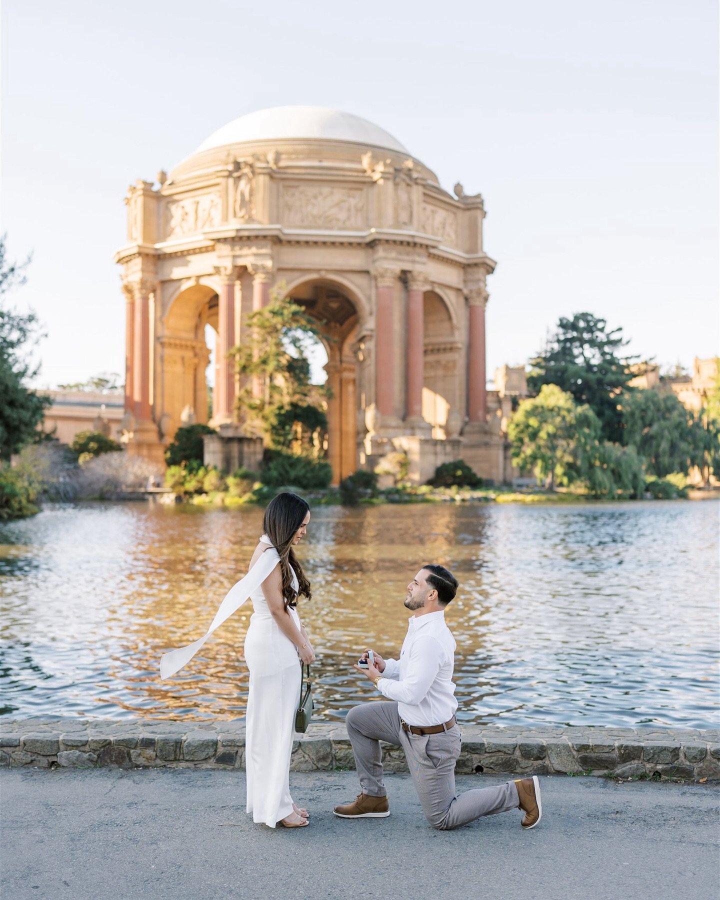 Couldn&rsquo;t have asked for a more perfect moment 💍 

#engaged #shesaidyes #engagementphotos #engagementring #proposal #proposalphotography #engagementphotographer #justengagedlife #proposalIdeas #engagementsession #napaphotographer #napaweddingph