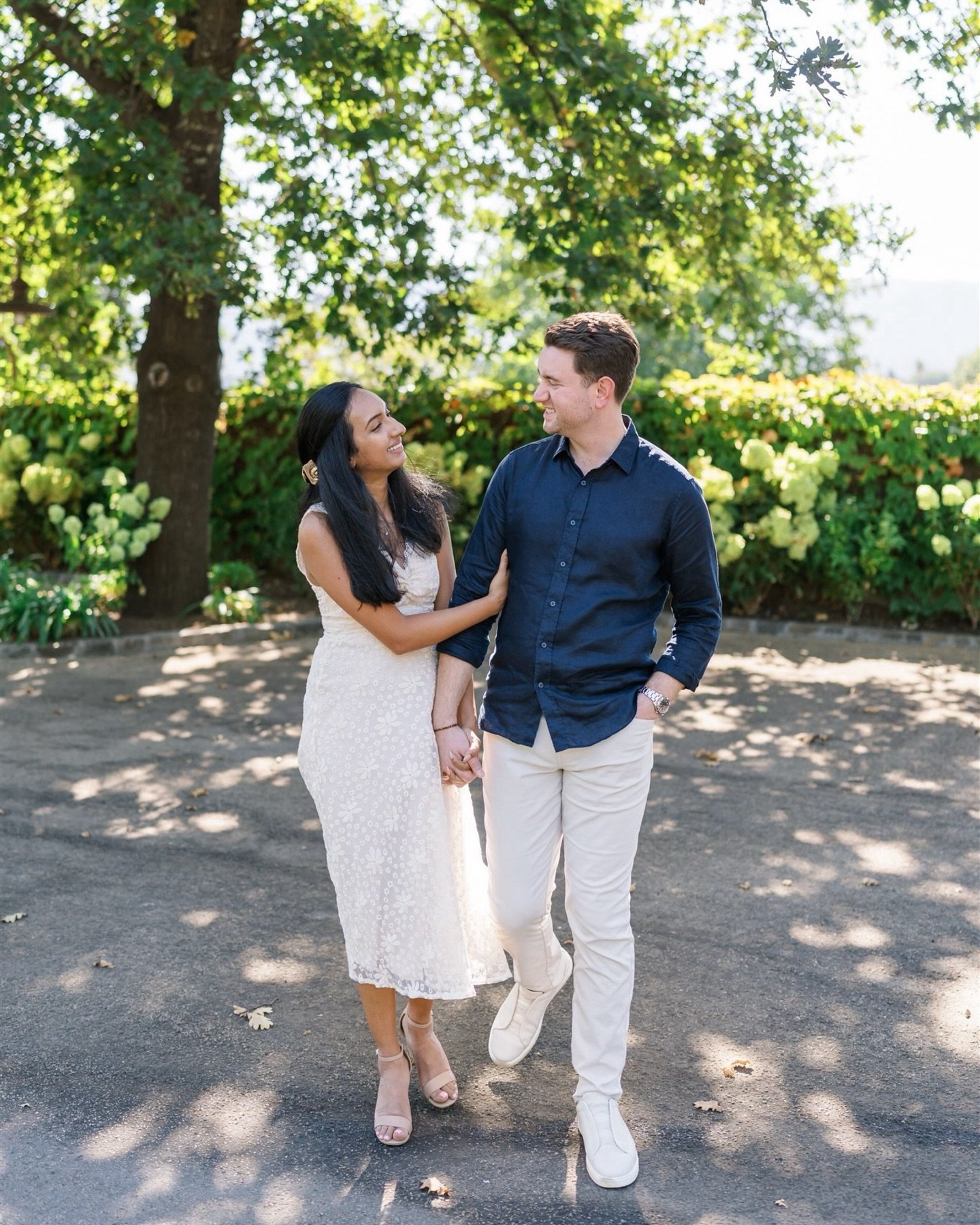 Hard to ever get enough of these two 🤍 Came for the wine @caymuscab and left with a little extra sparkle 💍

#engagementphotographer #napaweddingphotographer #napaproposal #surpriseproposal #proposalphotographer
