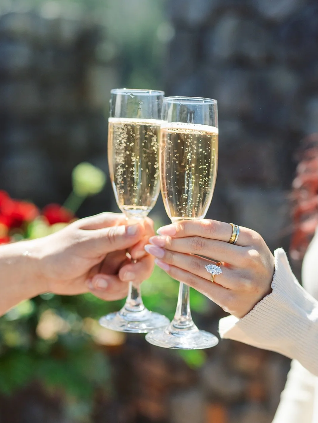 Valentines Day is just around the corner!! Thought I&rsquo;d share this romantic @thecastello engagement 💍 🌹

#napaweddingphotographer #sonomaweddingphotographer #engagementinspiration #shesaidyes💍 #napawedding