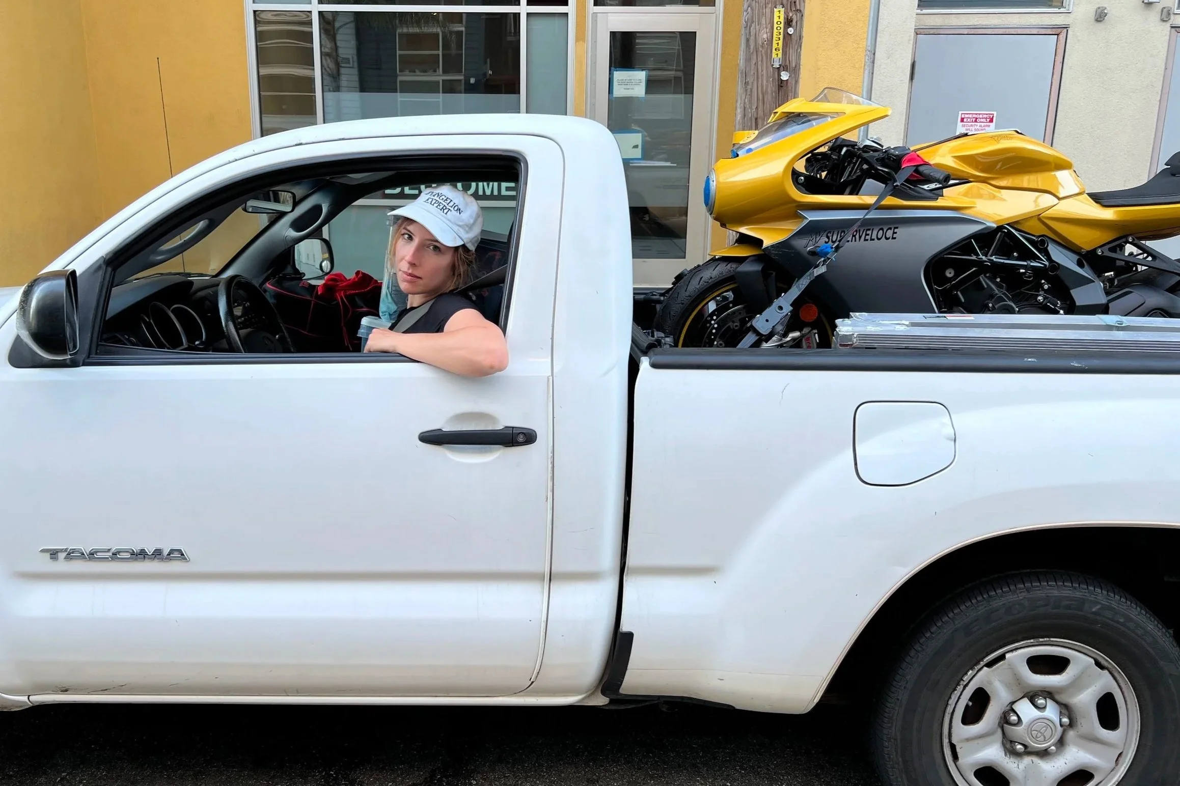 The best ways to get your motorcycle to the race track: a realistic guide