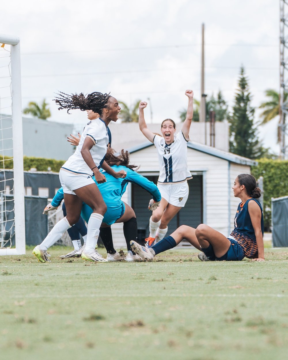 FIU Athletics photography by Hunter DuBois