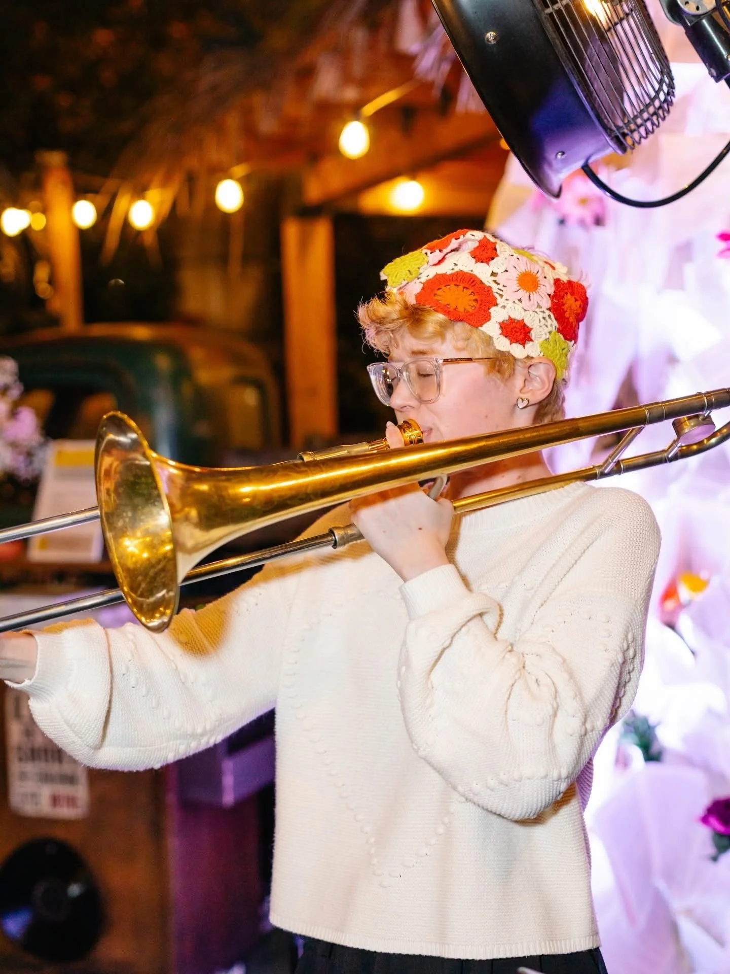 I&rsquo;ll be playing jazz at @wildbloompoetry every 2 weeks, and I&rsquo;d love to see you there if you&rsquo;re in the Ft. Lauderdale area! 🌼🌹

I&rsquo;m excited to continue making music here and connecting with such wonderful artists. Shoutout t