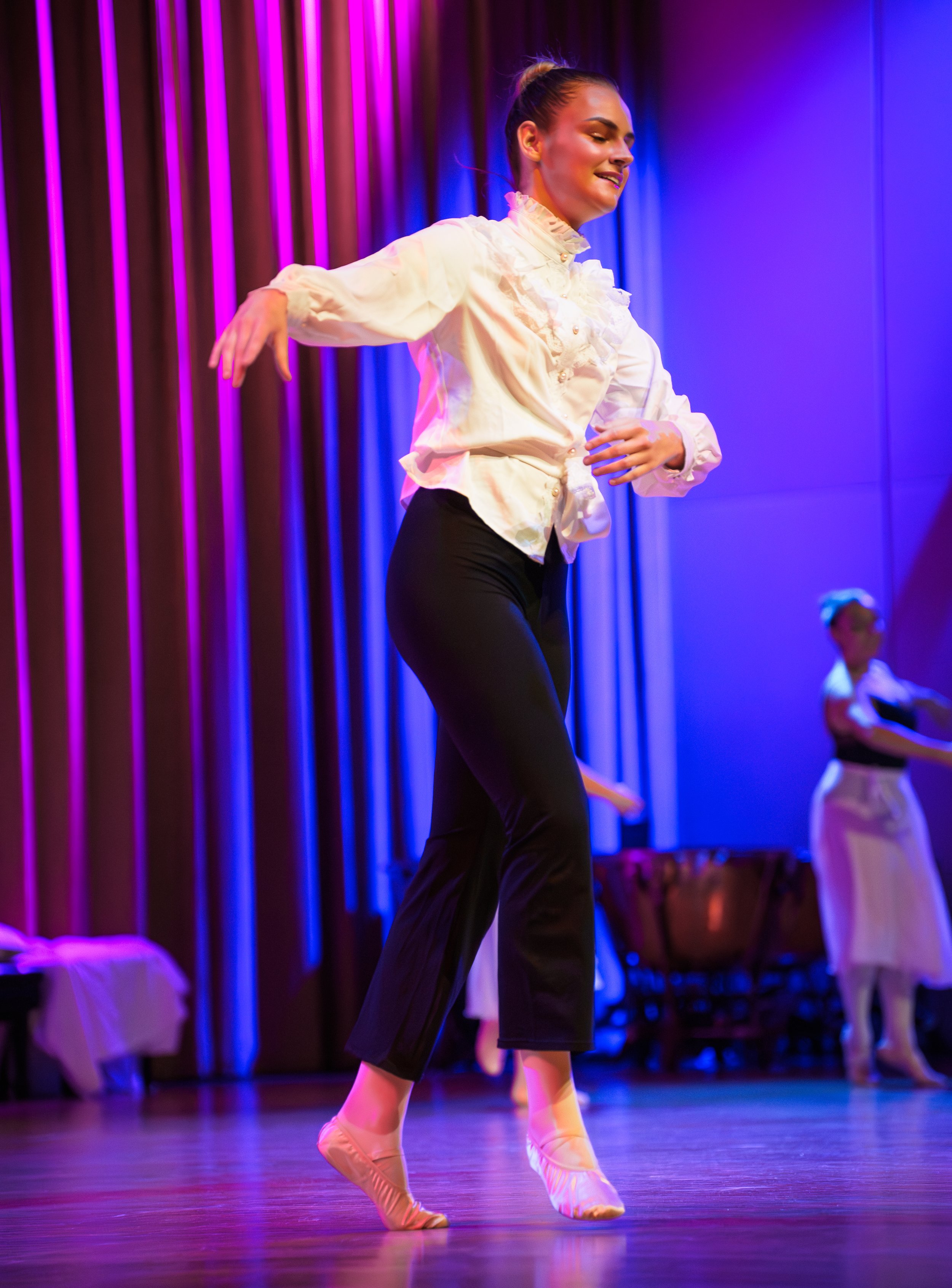 2025-11-13 The Nutcracker UM En Pointe-003.jpg