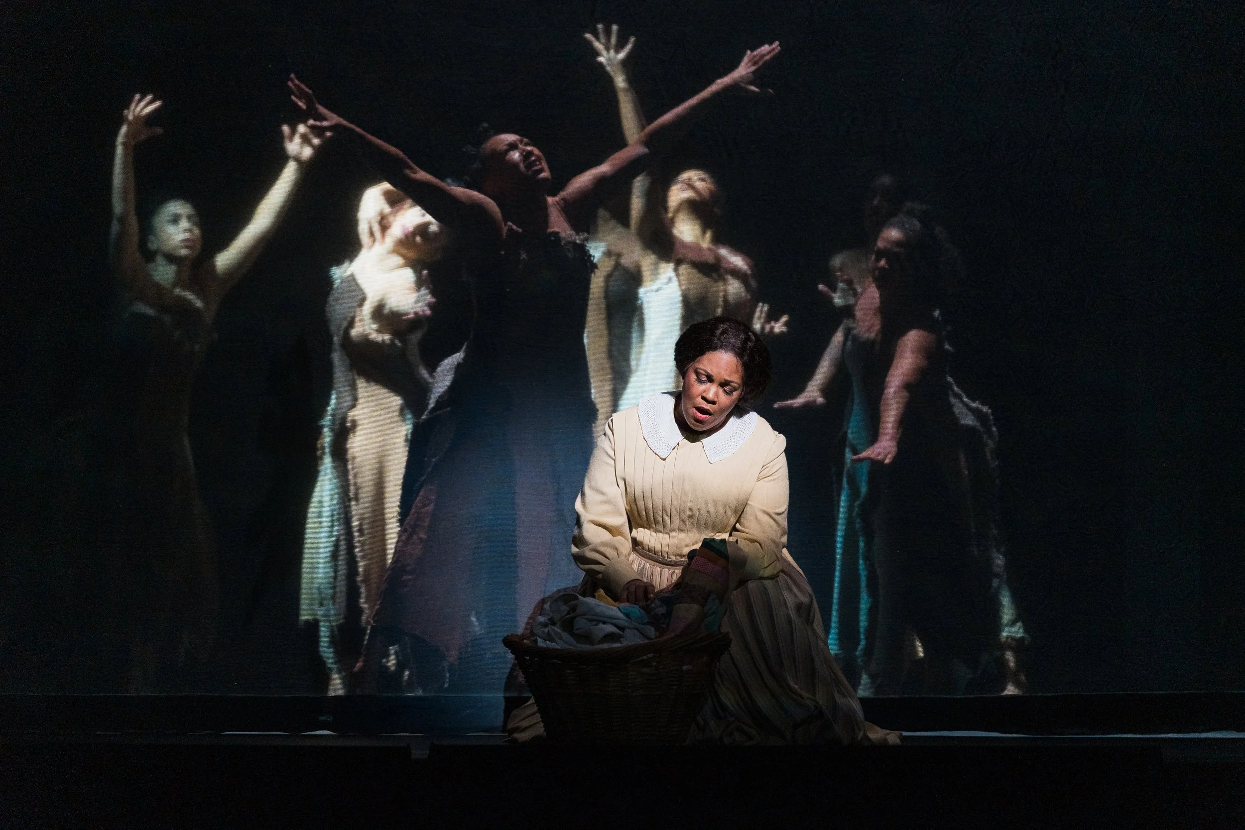 Houston Grand Opera • Photo by Michael Bishop