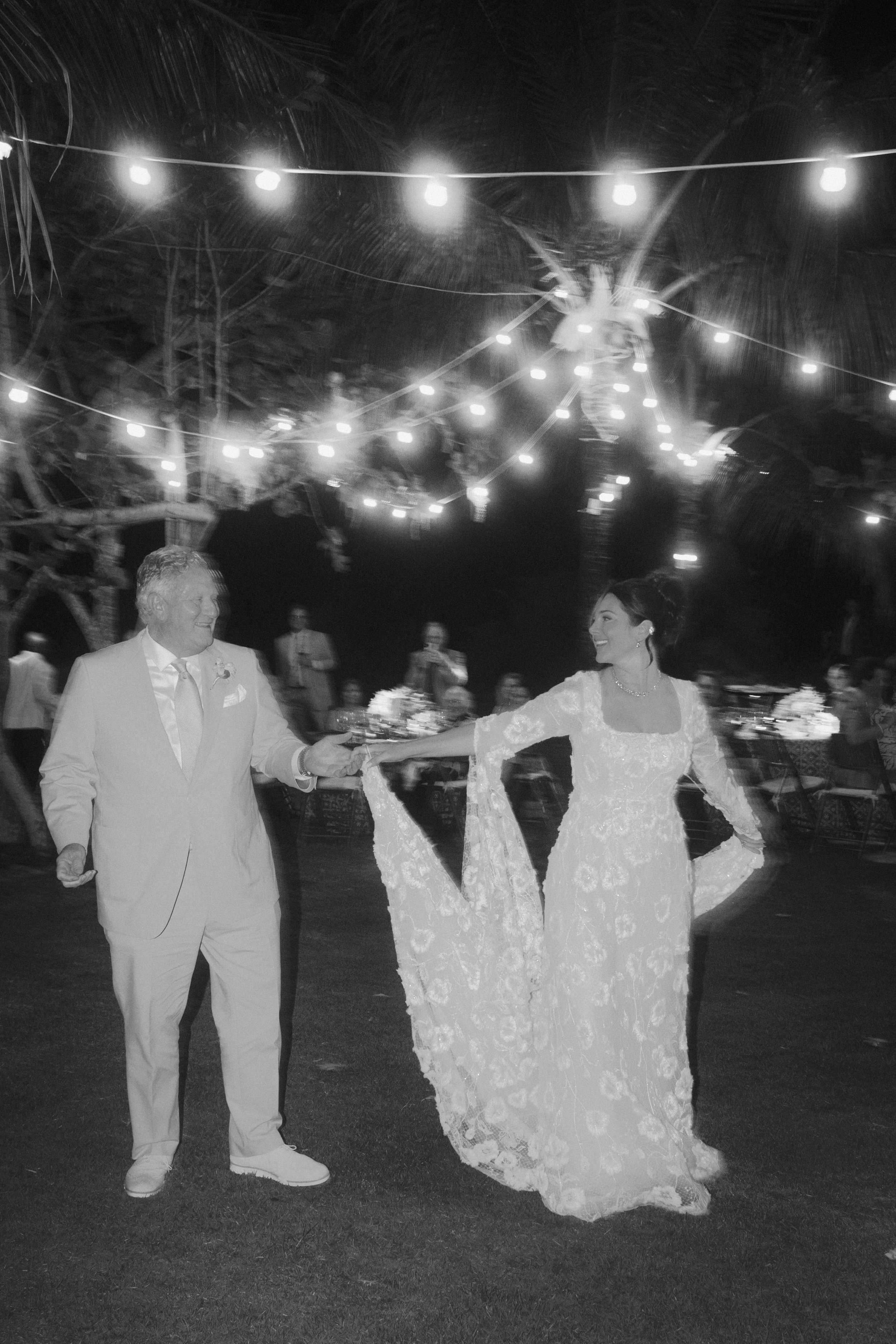 484-lyford-cay-club-wedding-reception-bahamas-by-trent-bailey-nyc-wedding-photographer.JPG