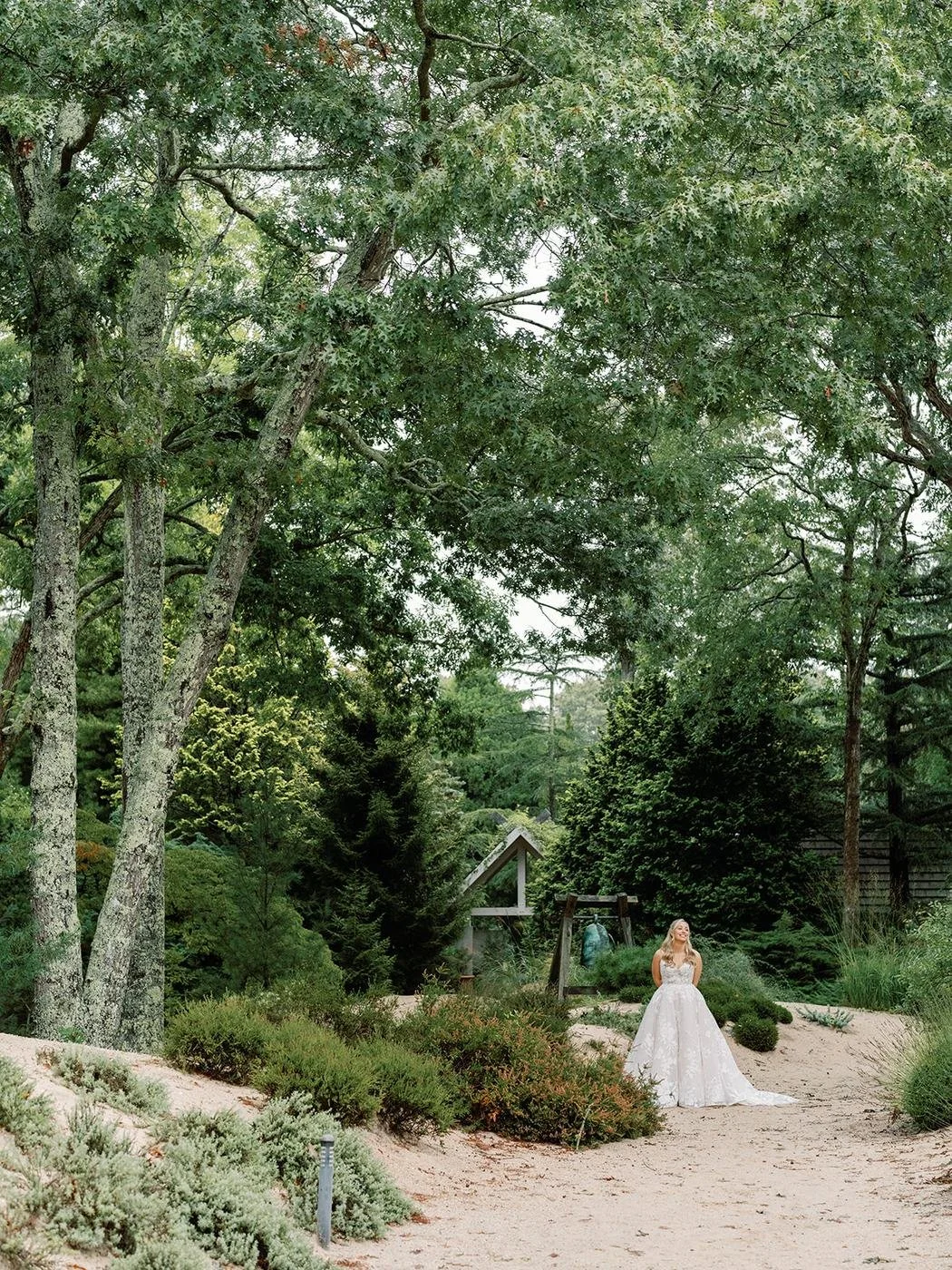 longhouse-reserve-wedding-bride-waiting-garden-path-08.jpg