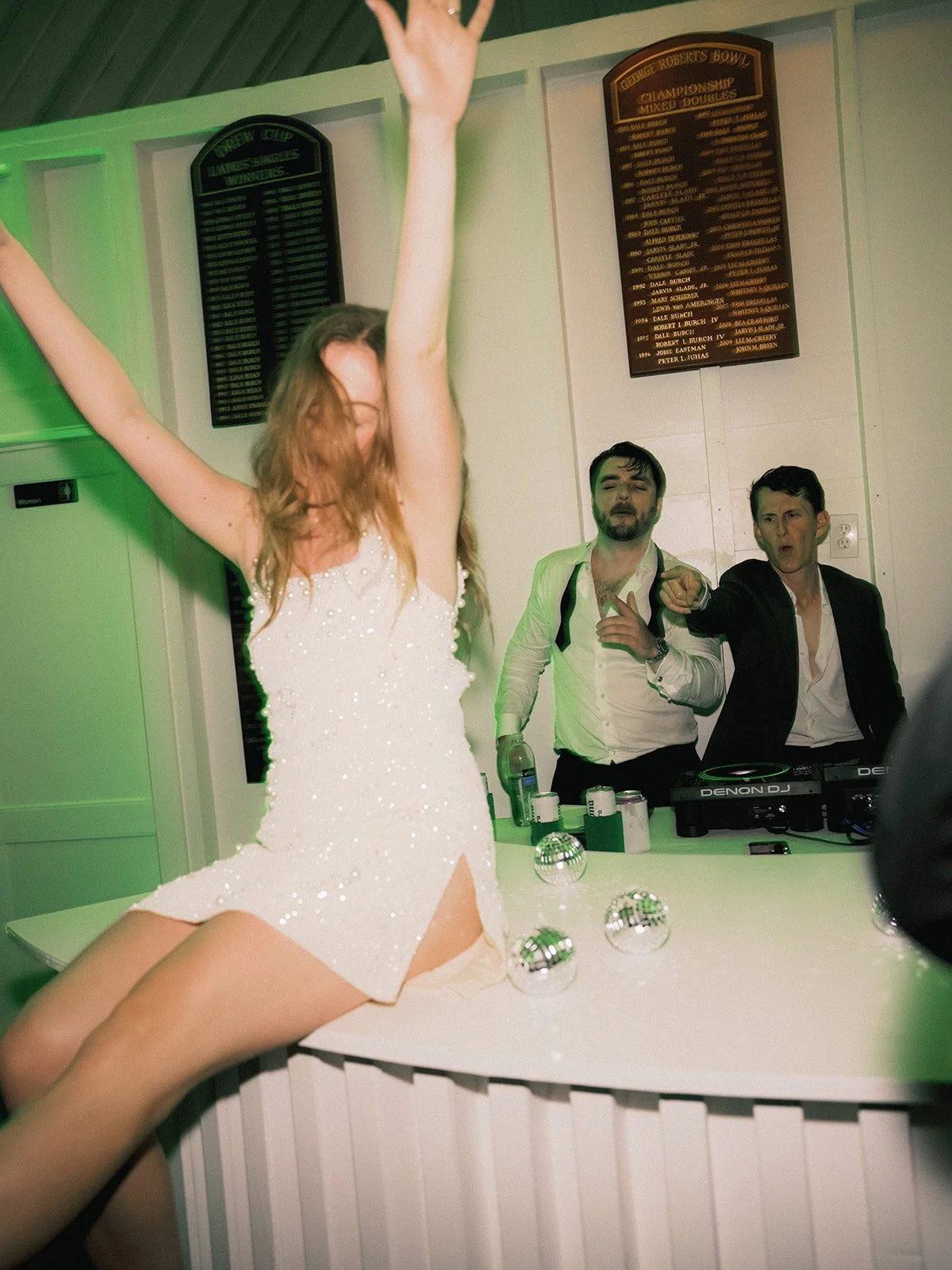 maidstone-club-wedding-venue-bride-on-bar-after-party-20.jpg