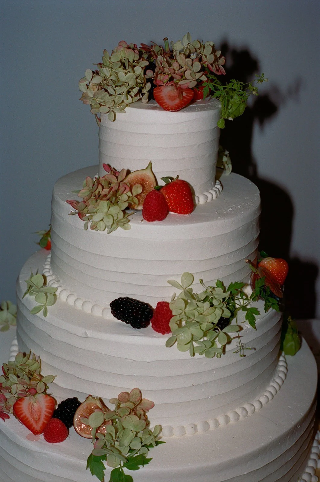 pridwin-hotel-wedding-cake-berries-figs-93.jpg