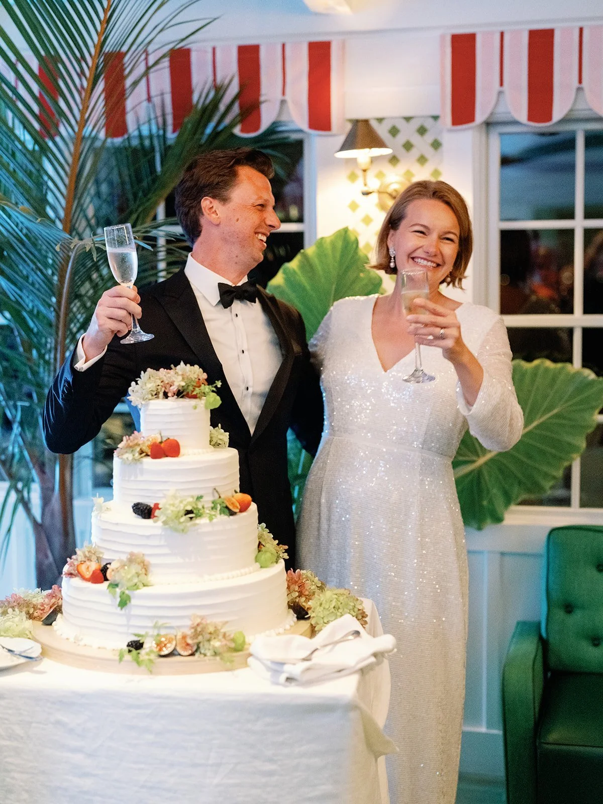 pridwin-hotel-wedding-cake-toast-laughing-86.jpg