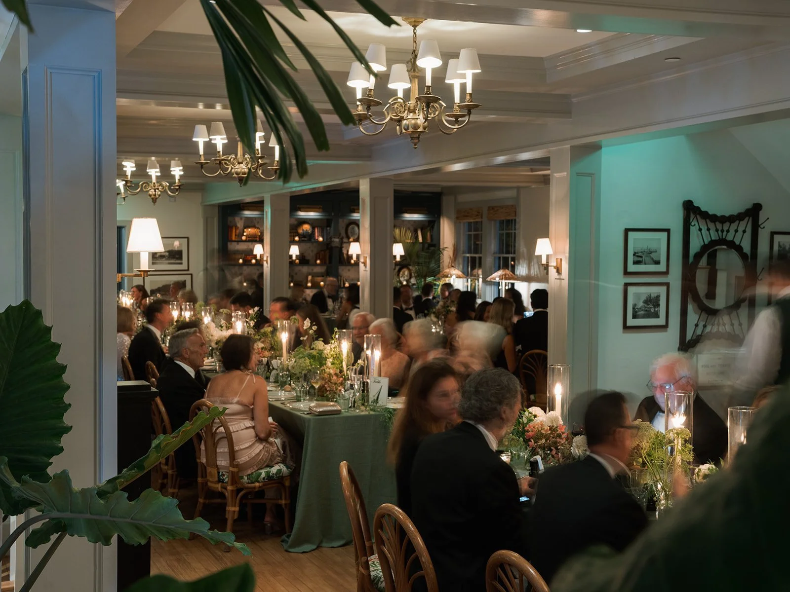 pridwin-hotel-wedding-dinner-chandeliers-78.jpg