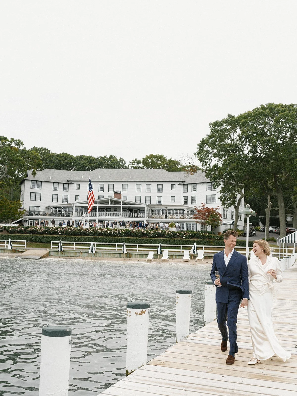 pridwin-hotel-wedding-dock-walk-hotel-behind-47.jpg