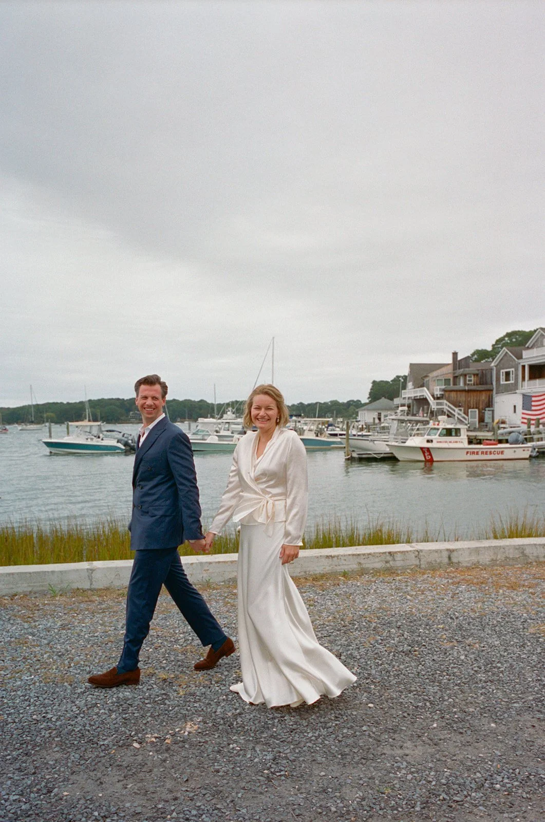 pridwin-hotel-wedding-walking-harbor-wide-16.jpg