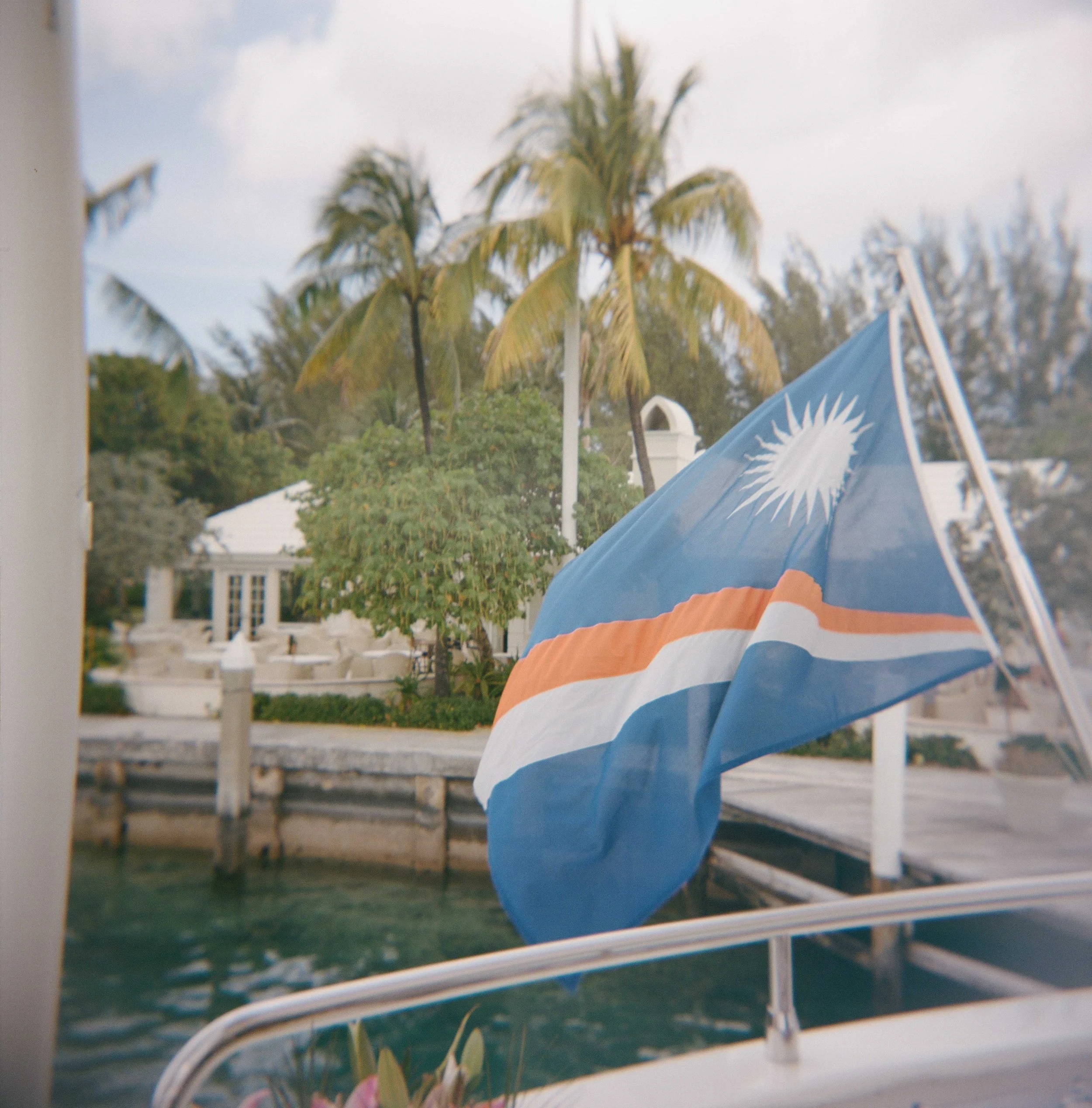 674-lyford-cay-club-yacht-party-bahamas-by-trent-bailey-nyc-wedding-photographer.JPG
