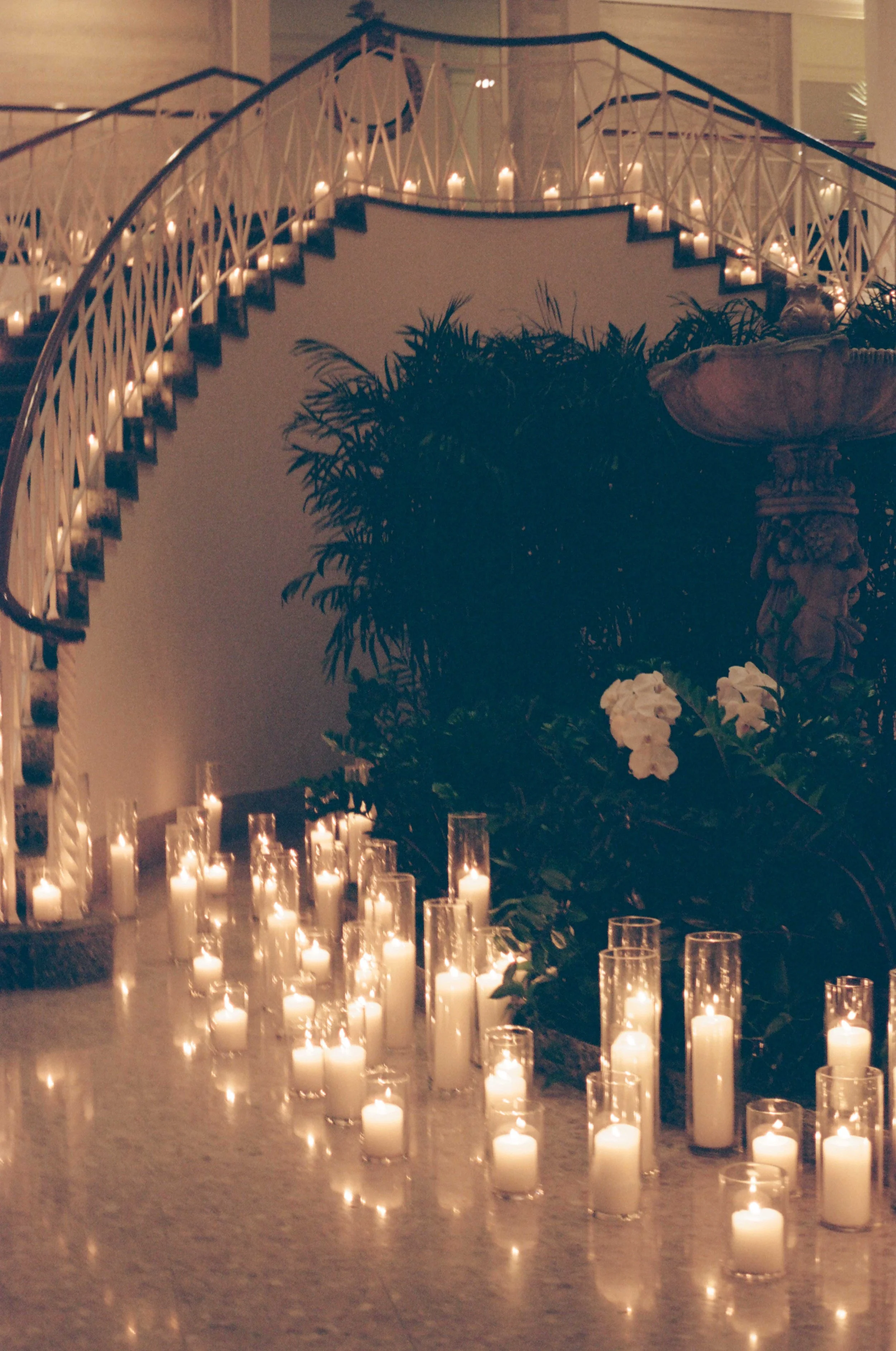 622-lyford-cay-club-wedding-reception-bahamas-by-trent-bailey-nyc-wedding-photographer.JPG