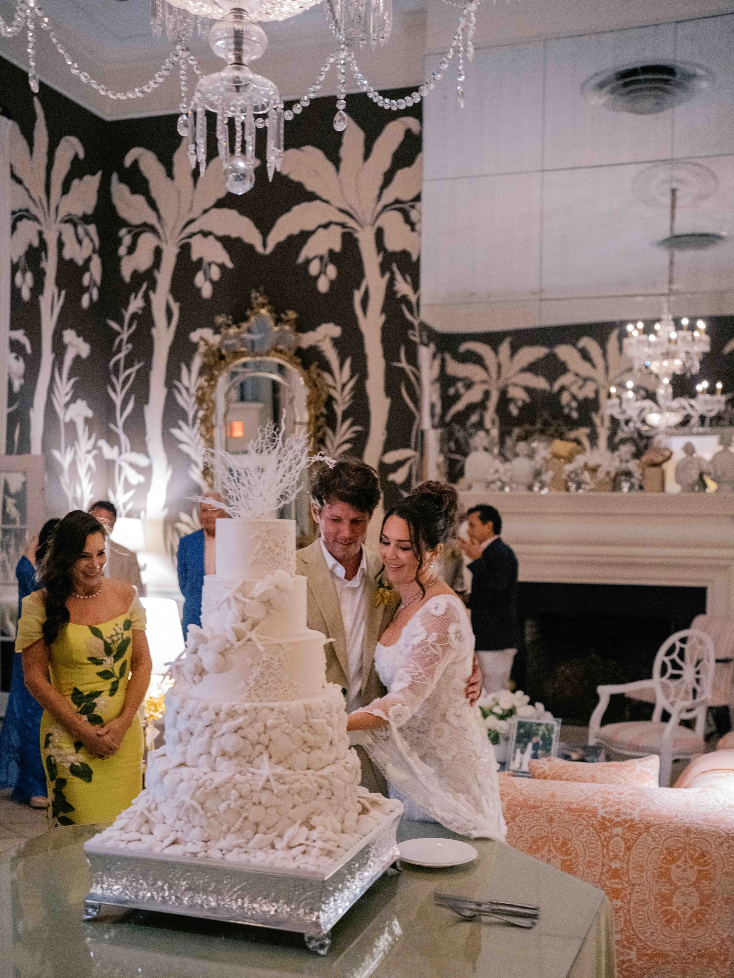 511-lyford-cay-club-wedding-reception-bahamas-by-trent-bailey-nyc-wedding-photographer.JPG