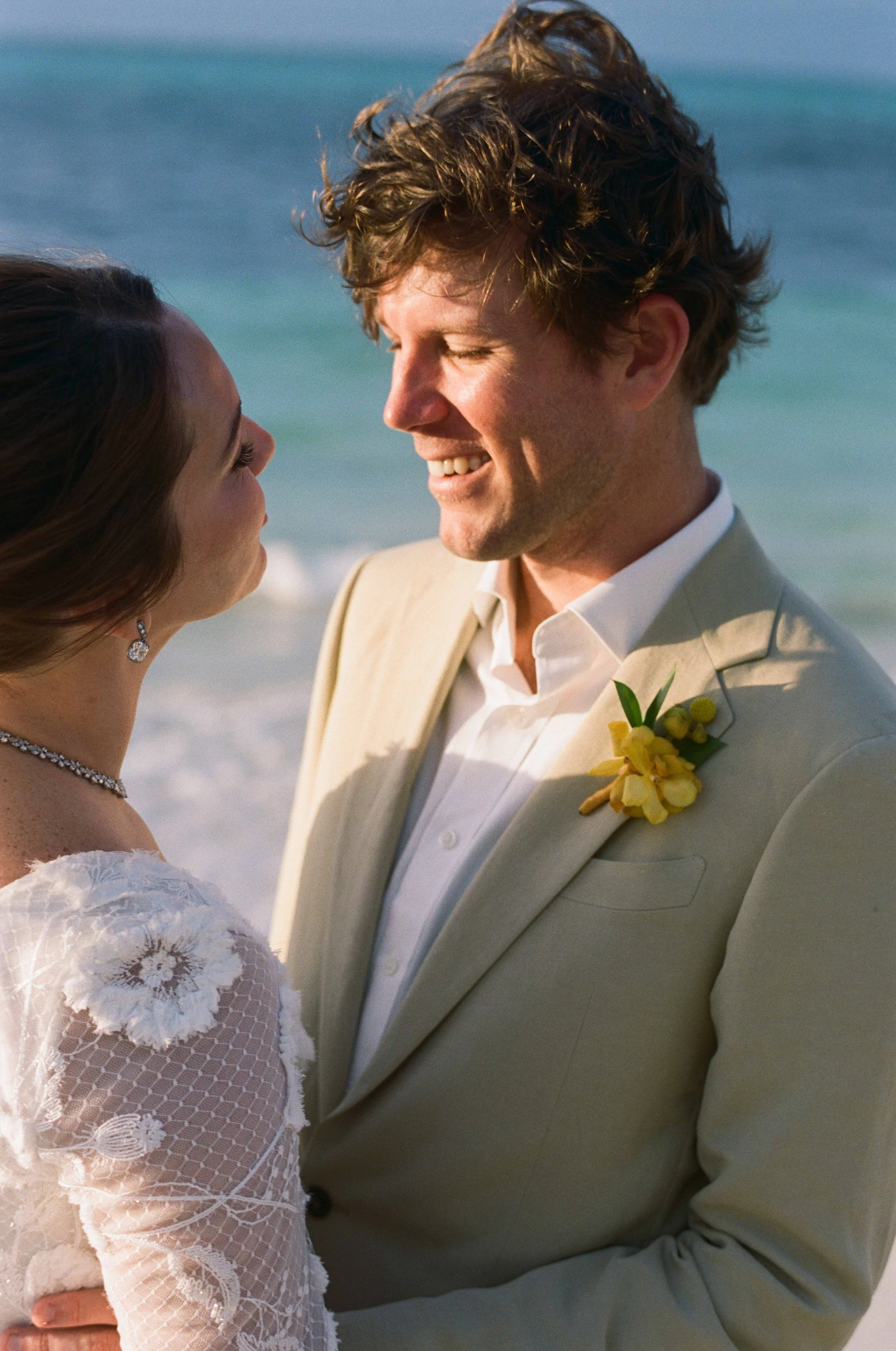354-lyford-cay-club-wedding-couples-beach-portraits-bahamas-by-trent-bailey-nyc-wedding-photographer.JPG