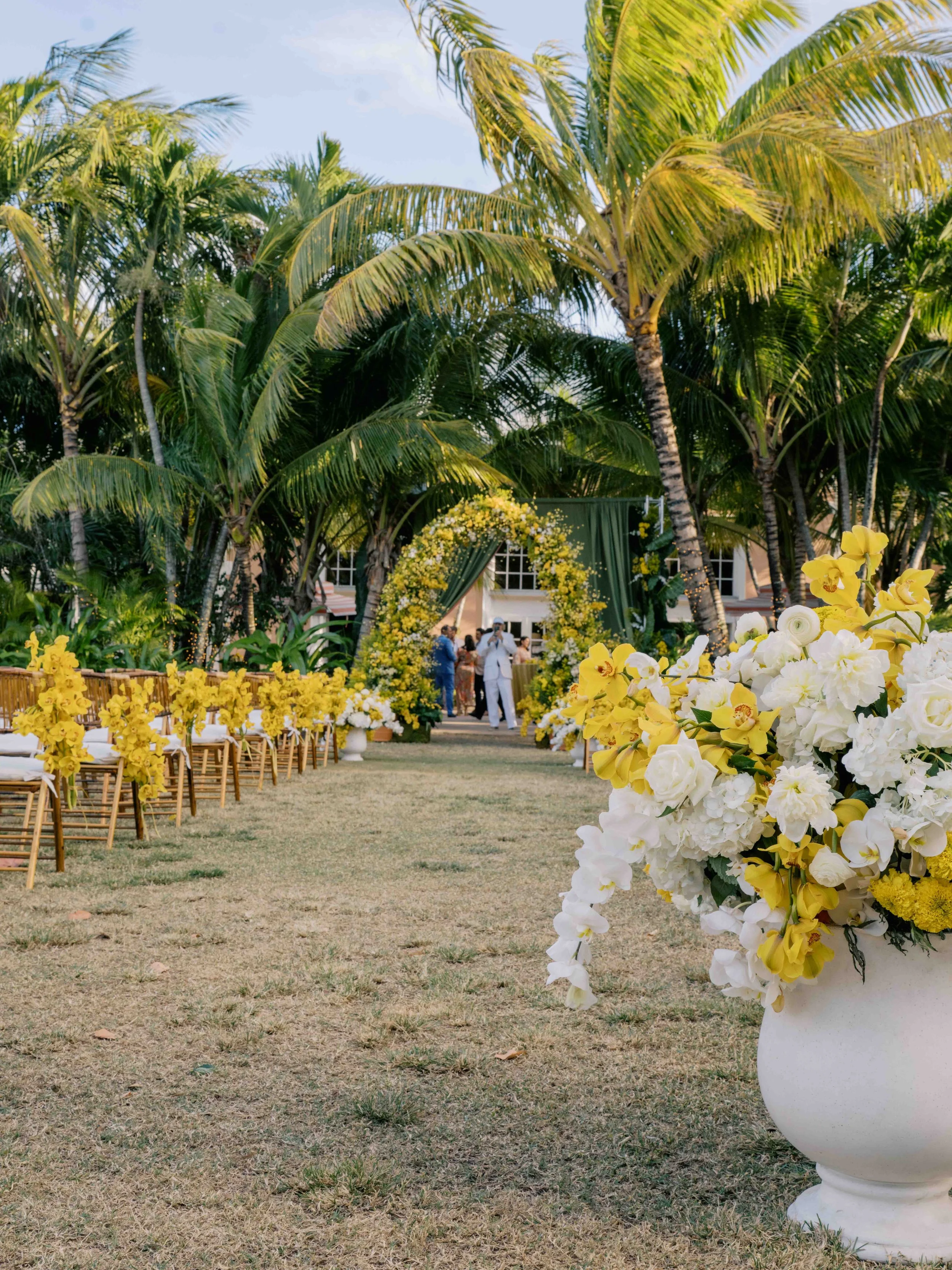 202-lyford-cay-club-wedding-ceremony-bahamas-by-trent-bailey-nyc-wedding-photographer.JPG
