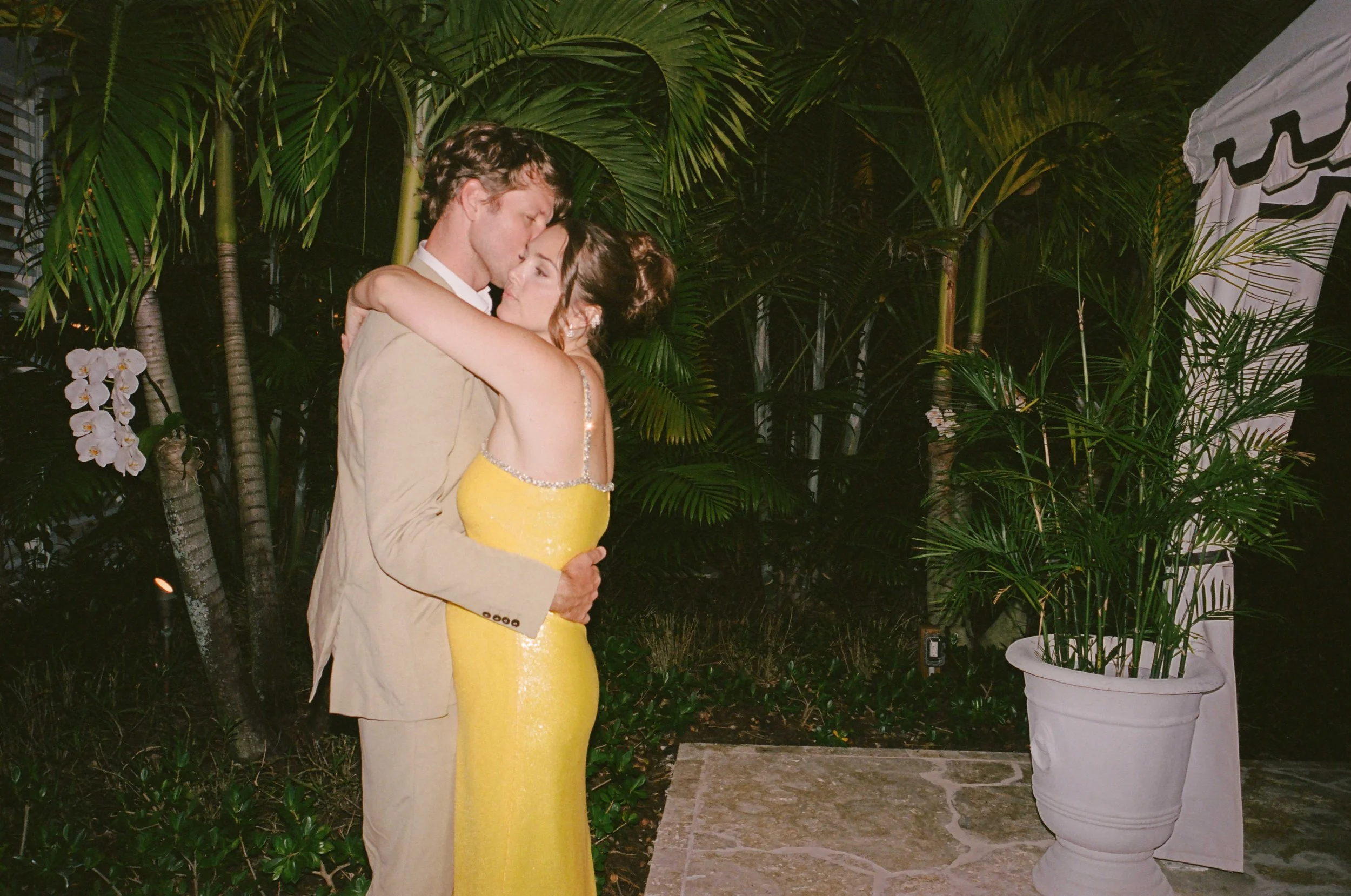 568-lyford-cay-club-wedding-reception-bahamas-by-trent-bailey-nyc-wedding-photographer.JPG