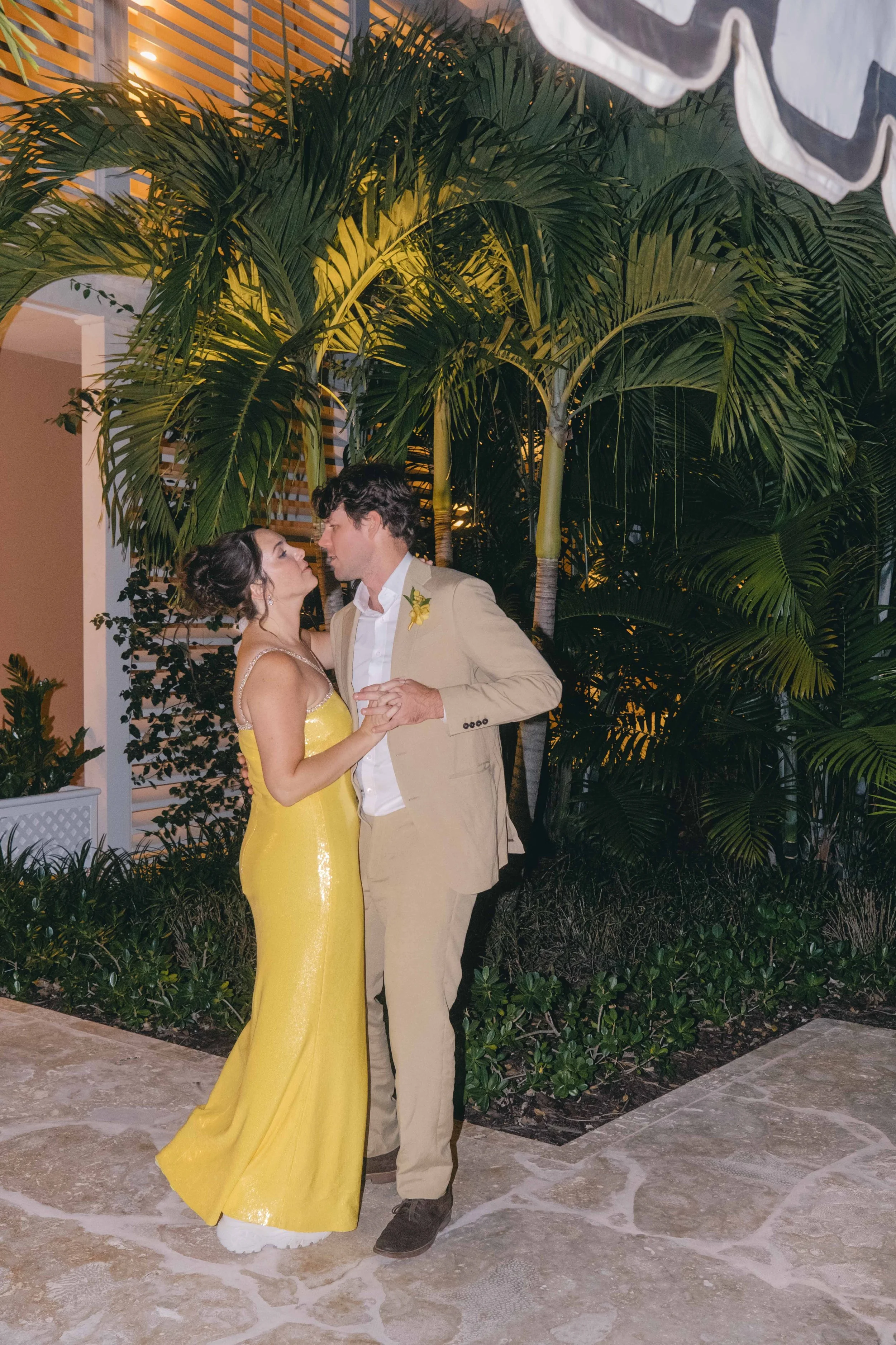 544-lyford-cay-club-wedding-reception-bahamas-by-trent-bailey-nyc-wedding-photographer.JPG