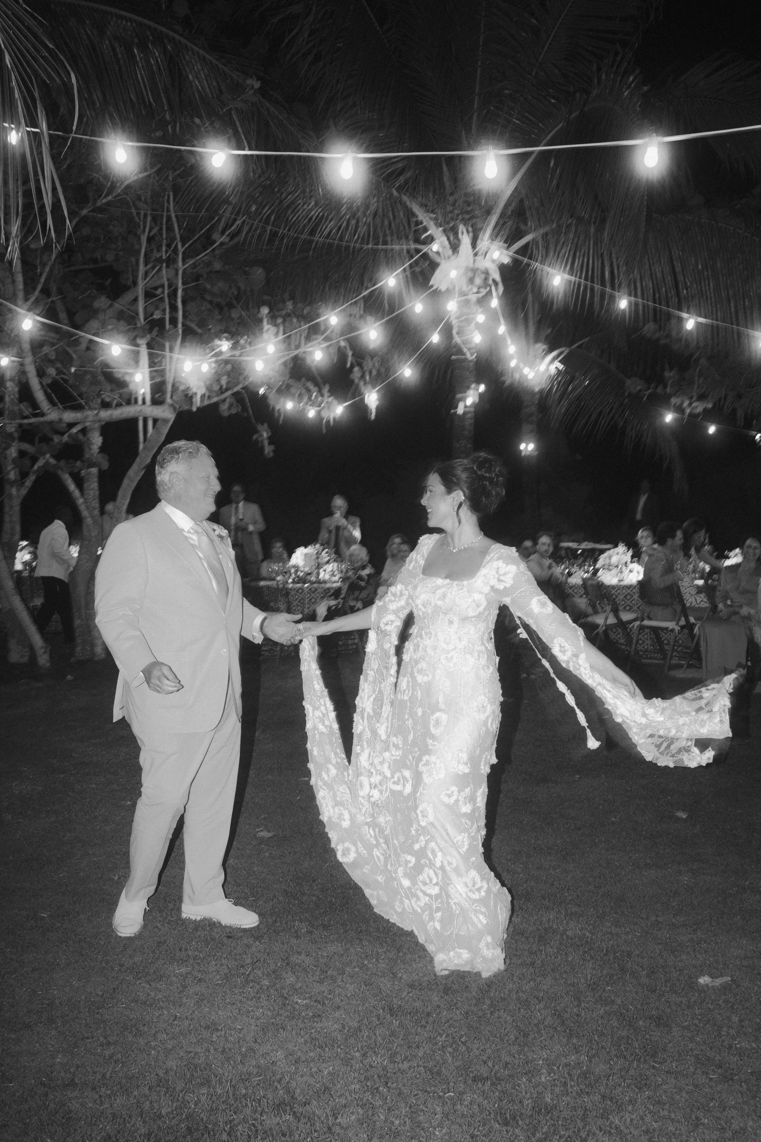 485-lyford-cay-club-wedding-reception-bahamas-by-trent-bailey-nyc-wedding-photographer.JPG