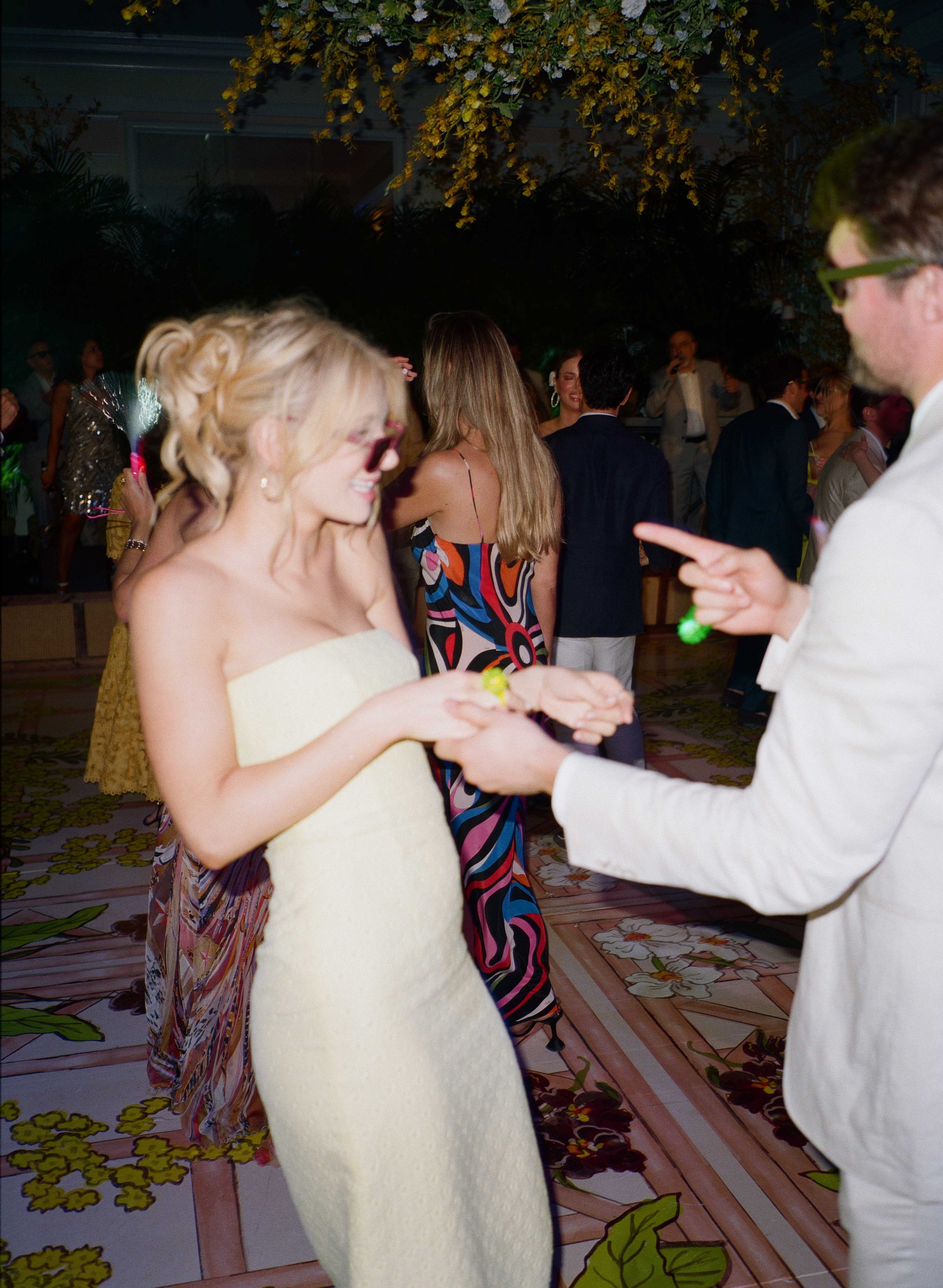 561-lyford-cay-club-wedding-reception-bahamas-by-trent-bailey-nyc-wedding-photographer.JPG