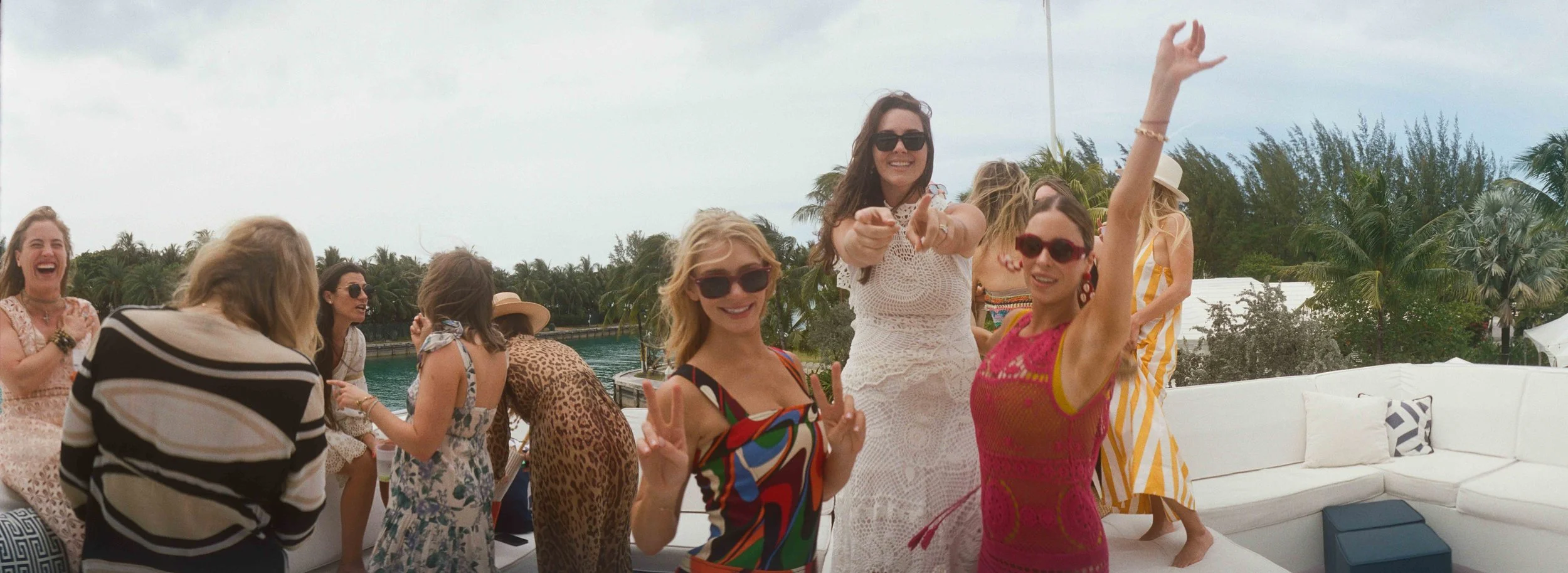 702-lyford-cay-club-yacht-party-bahamas-by-trent-bailey-nyc-wedding-photographer.JPG