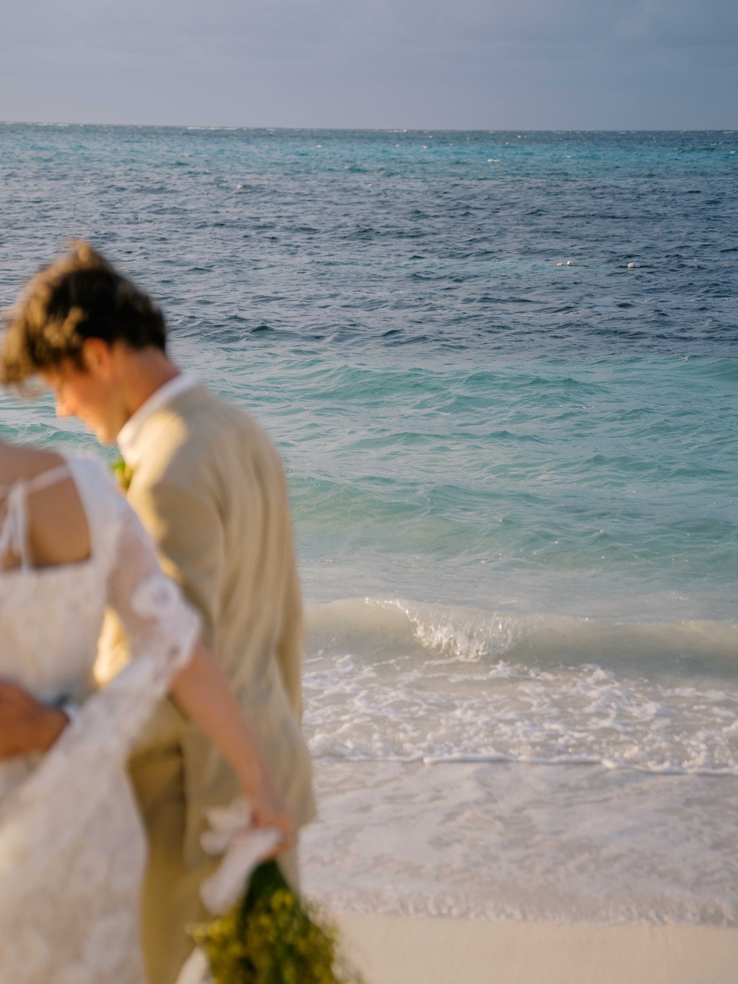 365-lyford-cay-club-wedding-couples-beach-portraits-bahamas-by-trent-bailey-nyc-wedding-photographer.JPG