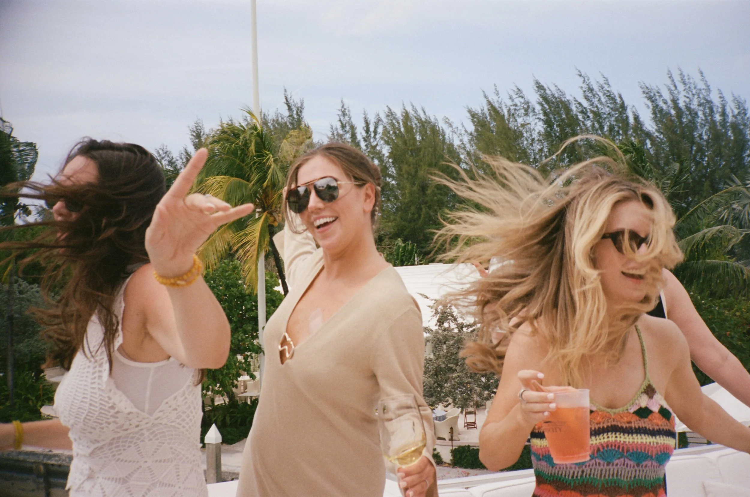 644-lyford-cay-club-yacht-party-bahamas-by-trent-bailey-nyc-wedding-photographer.JPG