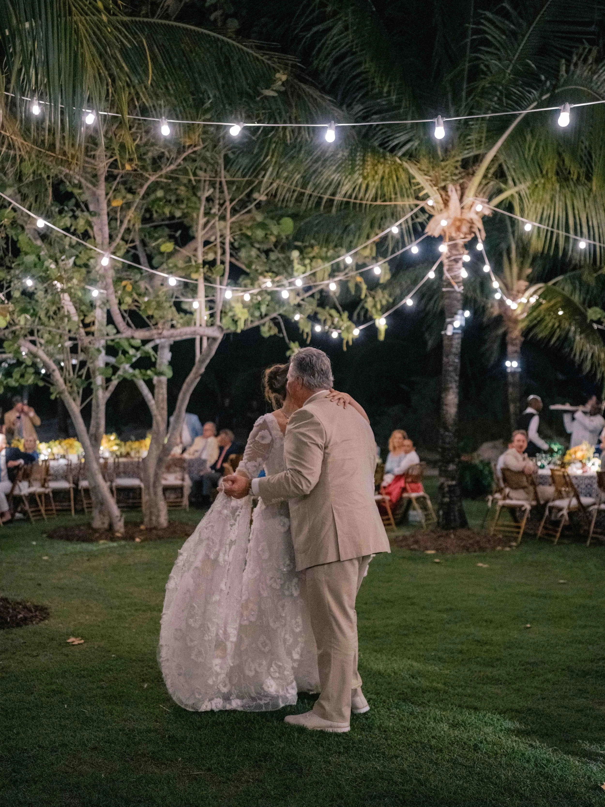 486-lyford-cay-club-wedding-reception-bahamas-by-trent-bailey-nyc-wedding-photographer.JPG