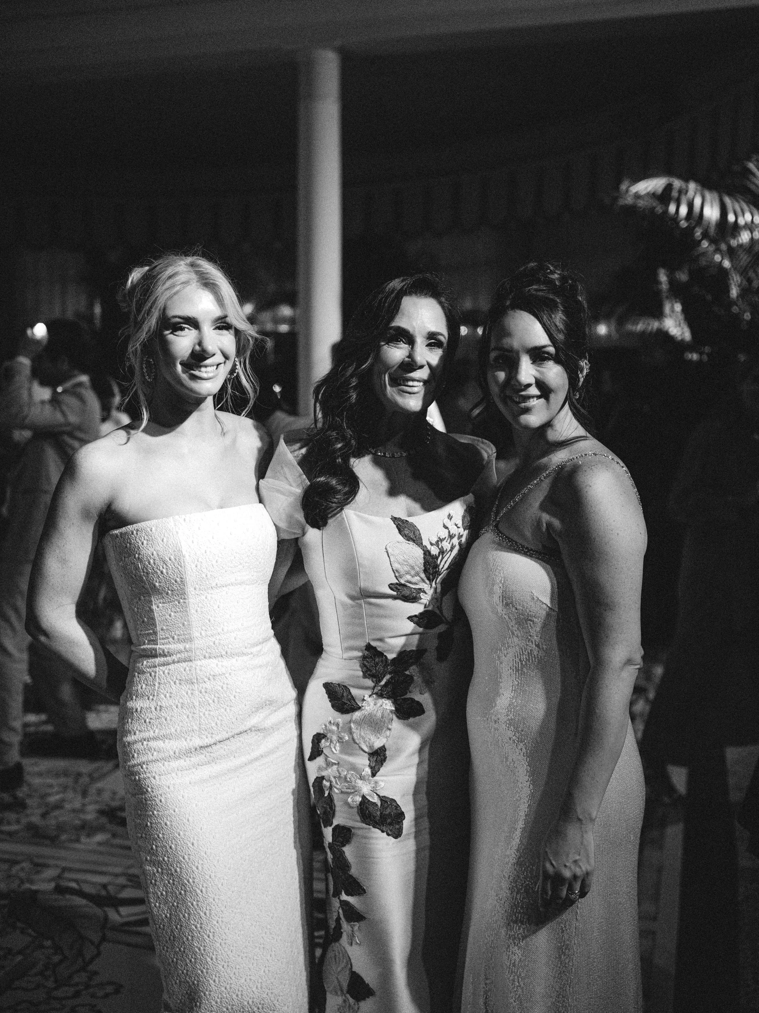 554-lyford-cay-club-wedding-reception-bahamas-by-trent-bailey-nyc-wedding-photographer.JPG
