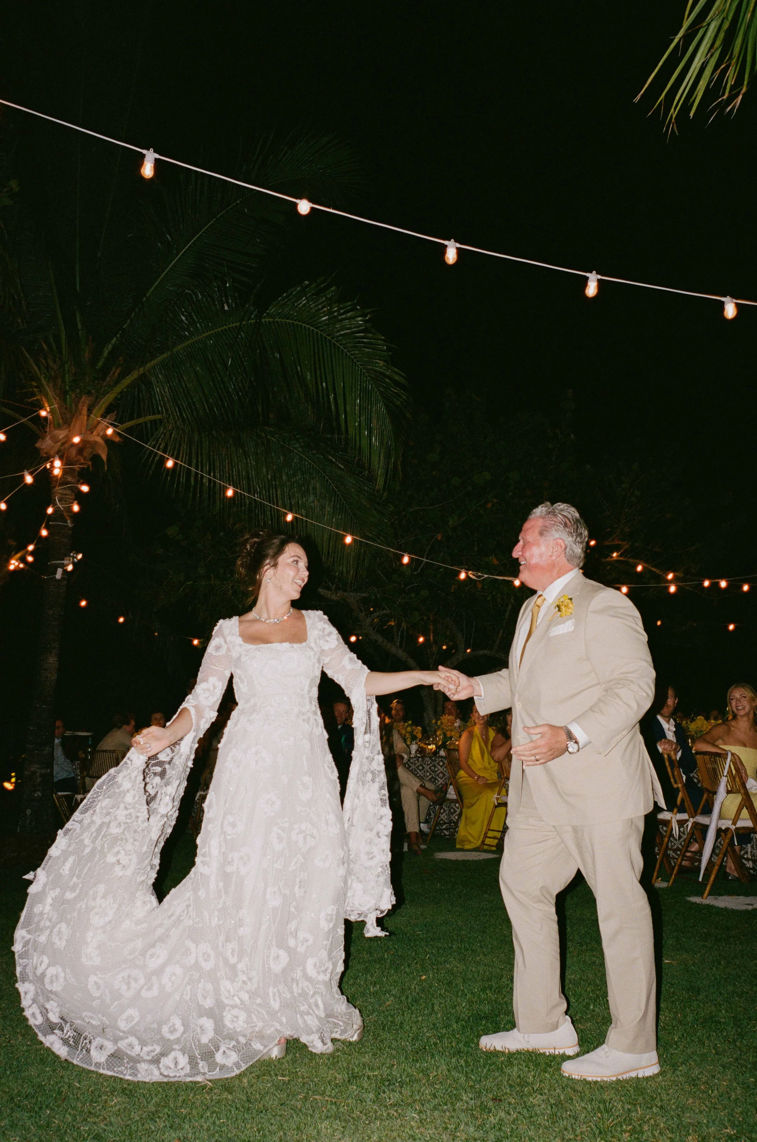 493-lyford-cay-club-wedding-reception-bahamas-by-trent-bailey-nyc-wedding-photographer.JPG