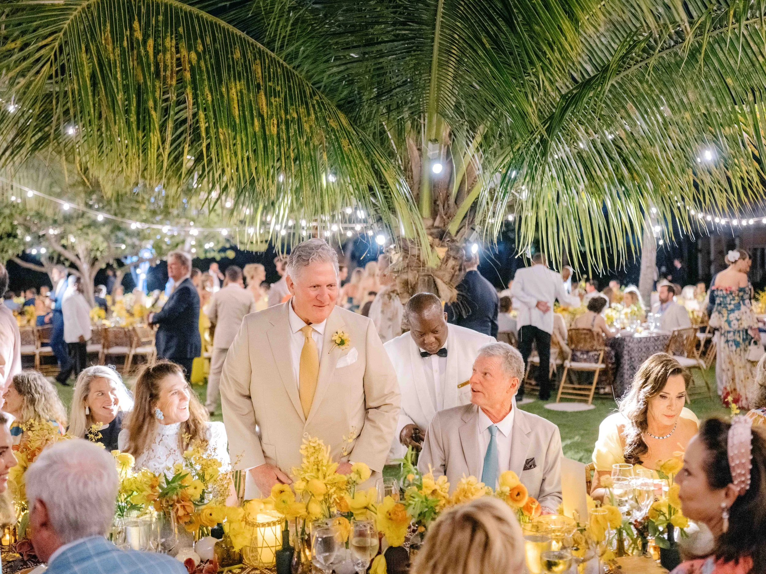 423-lyford-cay-club-wedding-reception-bahamas-by-trent-bailey-nyc-wedding-photographer.JPG