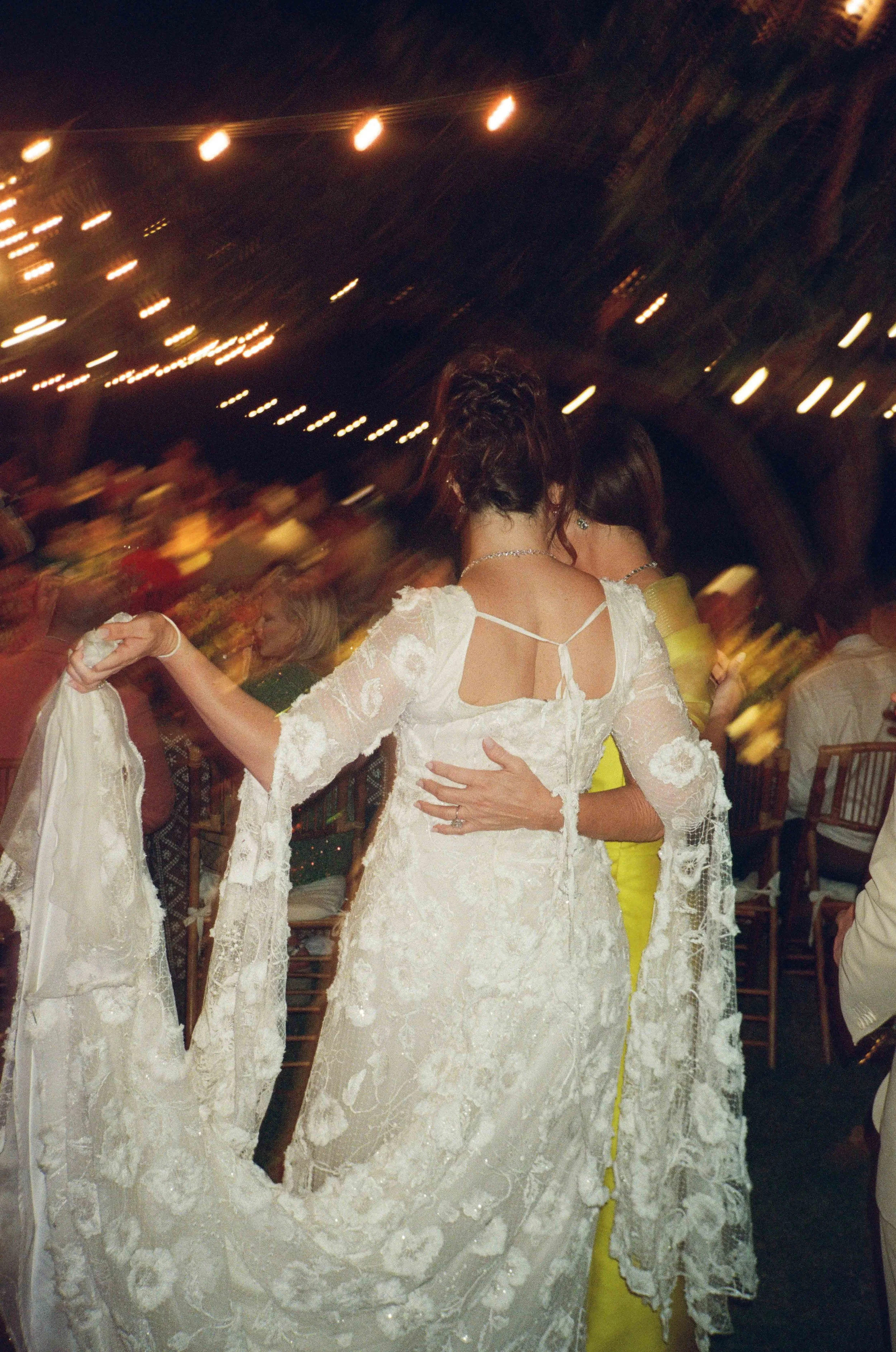 473-lyford-cay-club-wedding-reception-bahamas-by-trent-bailey-nyc-wedding-photographer.JPG