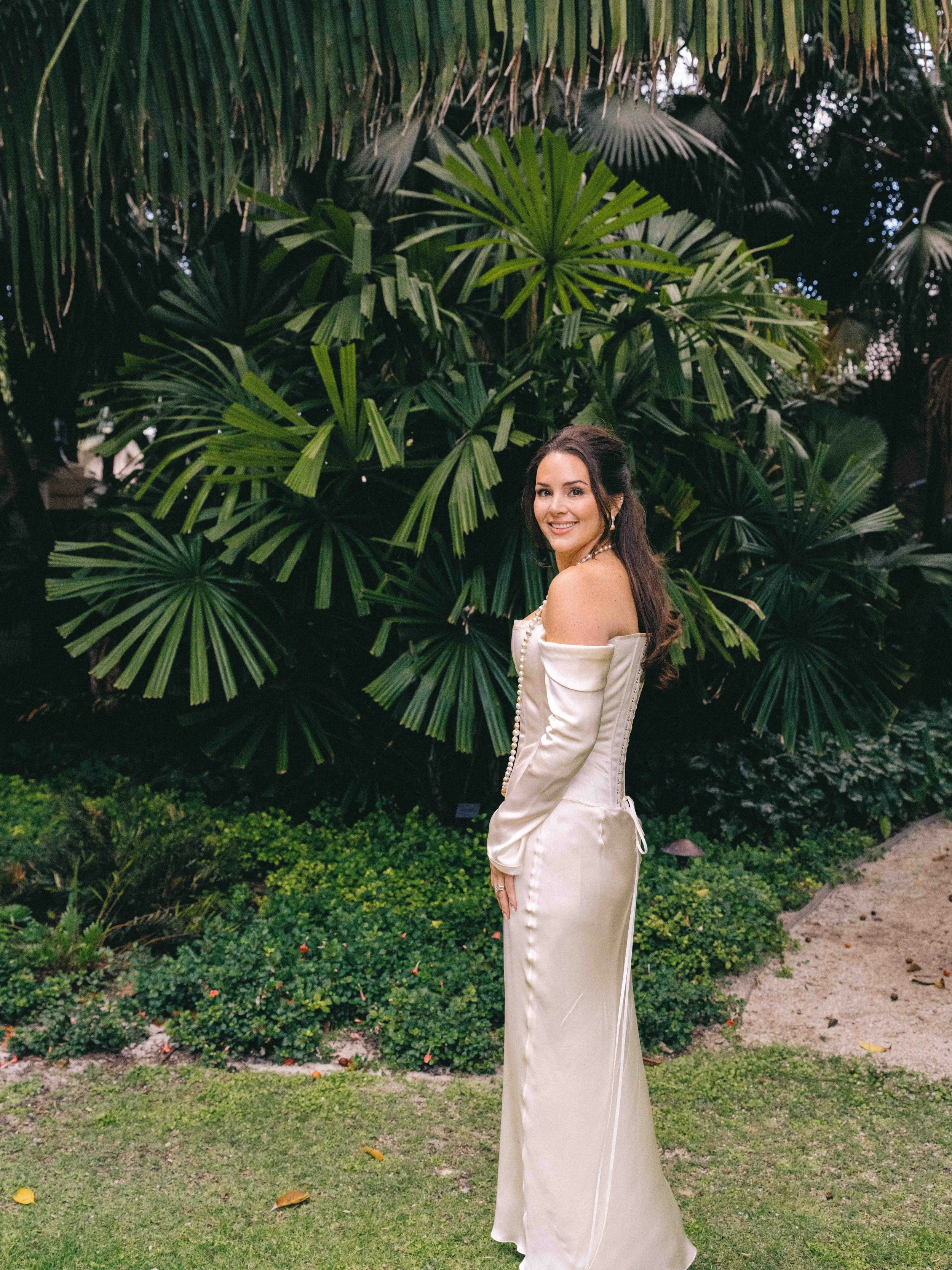 020-lyford-cay-club-wedding-rehearsal-dinner-bahamas-by-trent-bailey-nyc-wedding-photographer.JPG