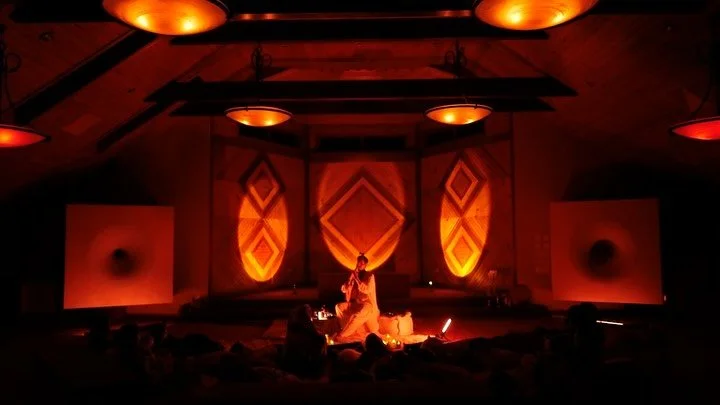 @janiwa.music @nobordersforlovers turning the Temple into a living altar of sound.

As part of the @deroos.exp Ways of S&aacute;para Nation experience, Janiwa carried us into that in-between realm where song becomes prayer, where silence holds its ow