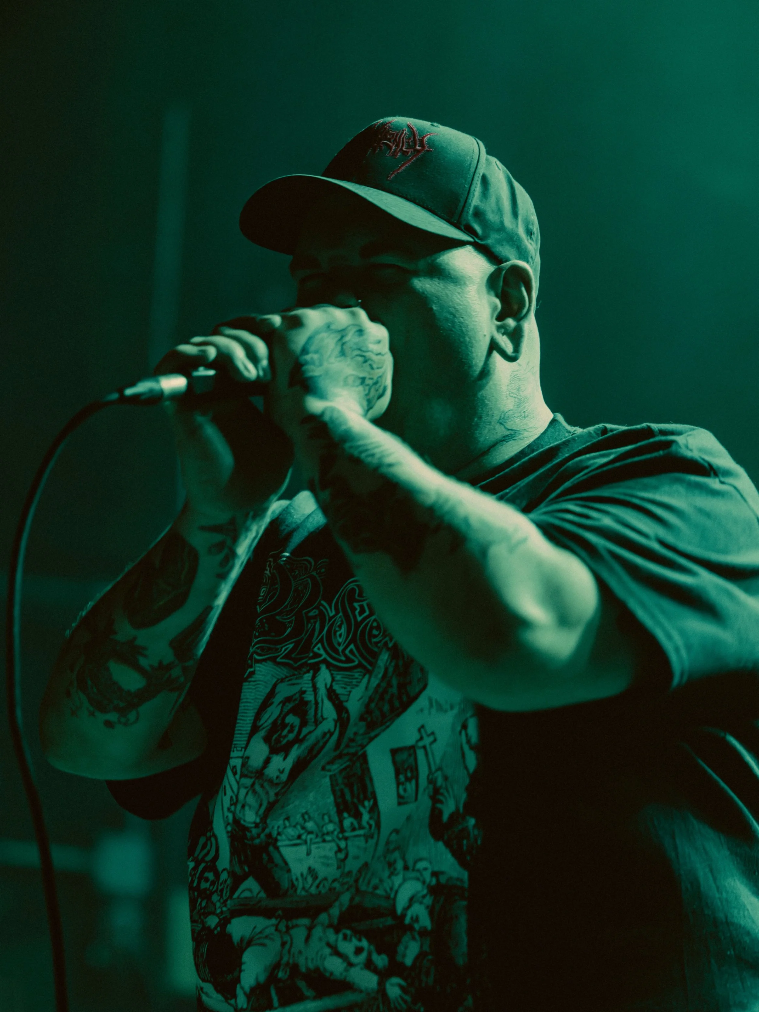 Connecticut locals @groaningretch kicked off the last night of @summerslaughter and welcomed home the headliners @hatebreedofficial // captured for @rokkr.press