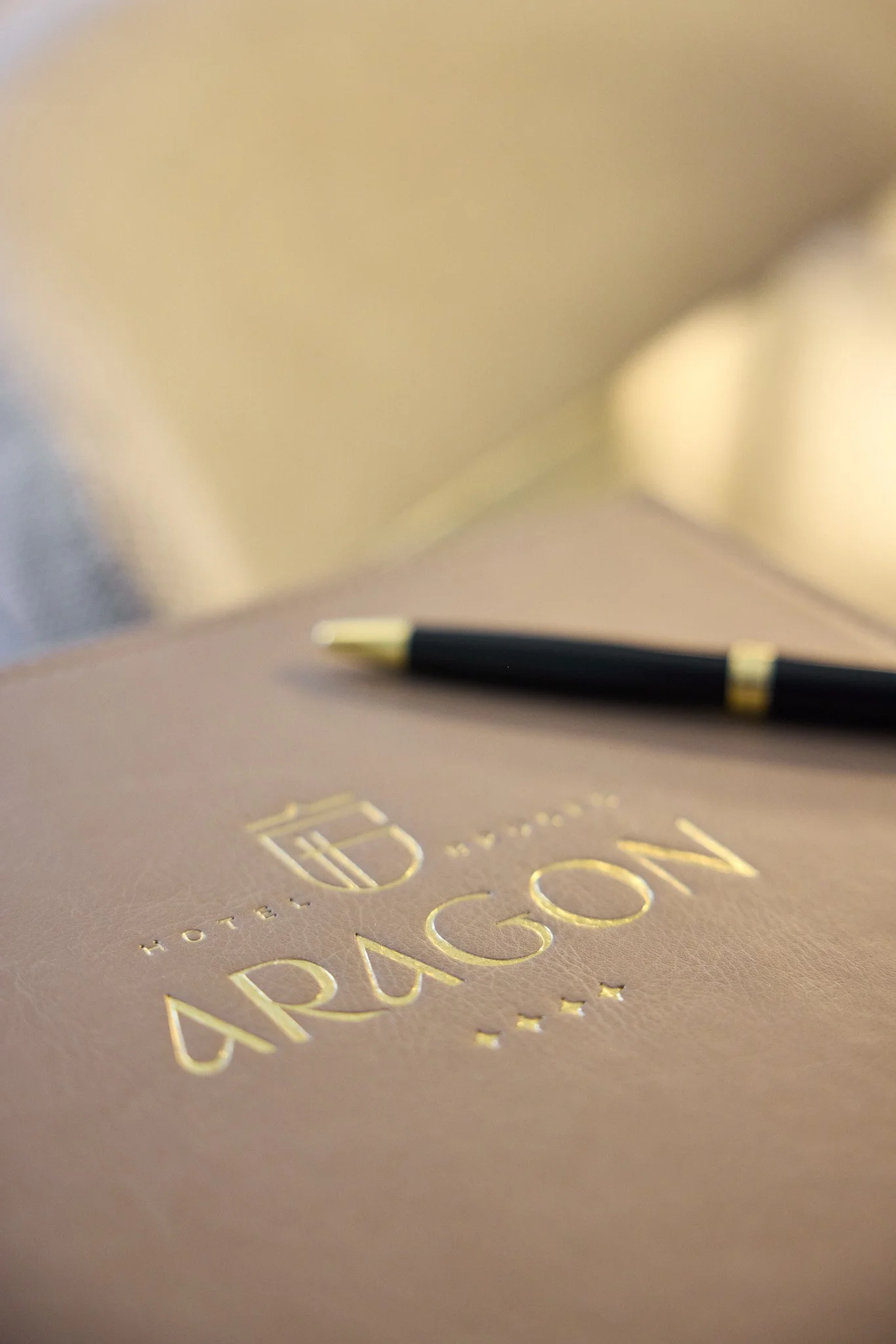 Superior Classic Room - Detail 4.jpg