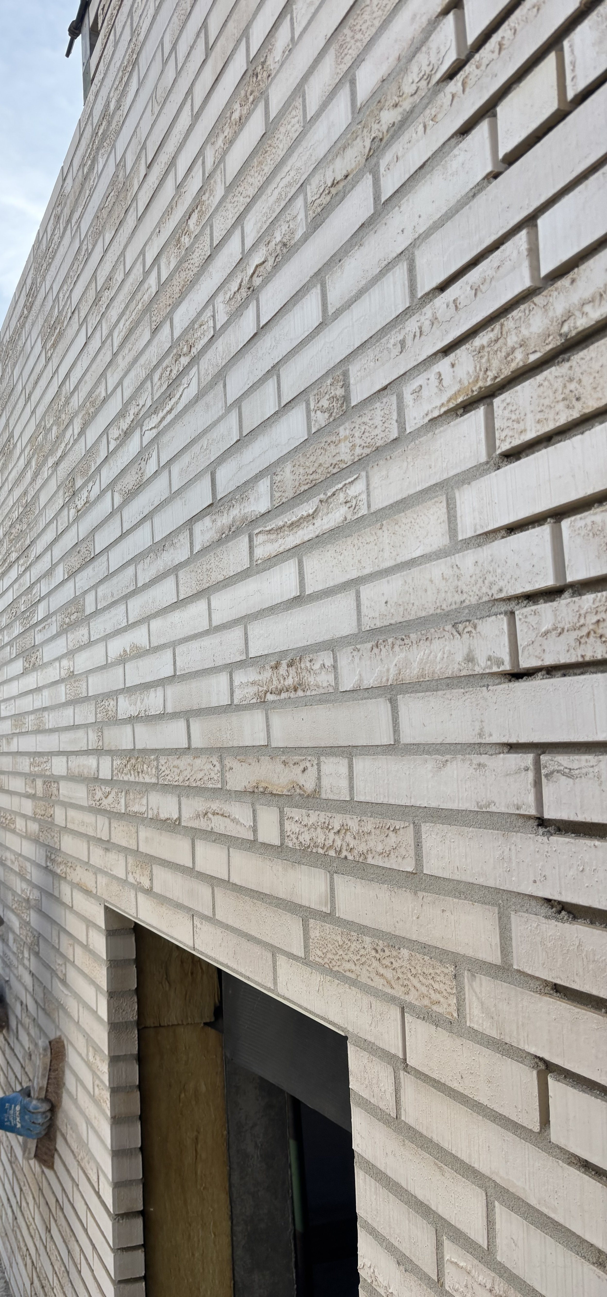 Stand van zaken project: voegwerk achtergevel begonnen - 20 maart 2026