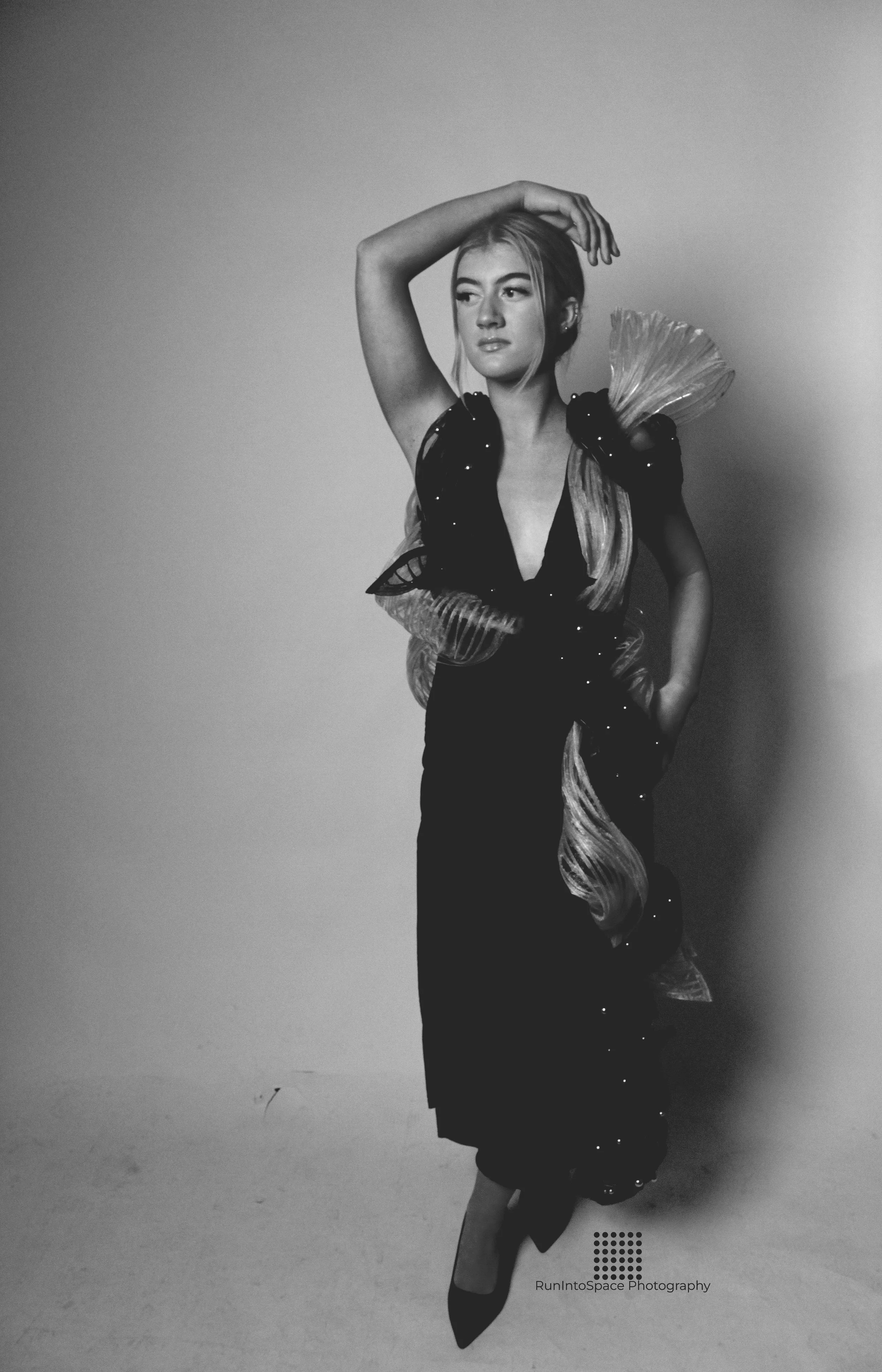 Photoshoot image 4
